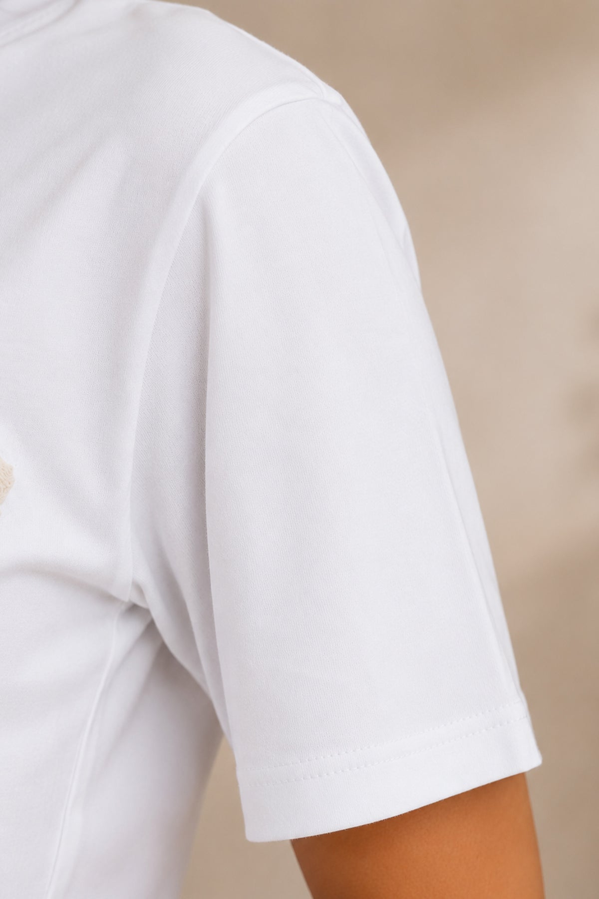 WHITE WOMEN HALF SLEEVE TSHIRT