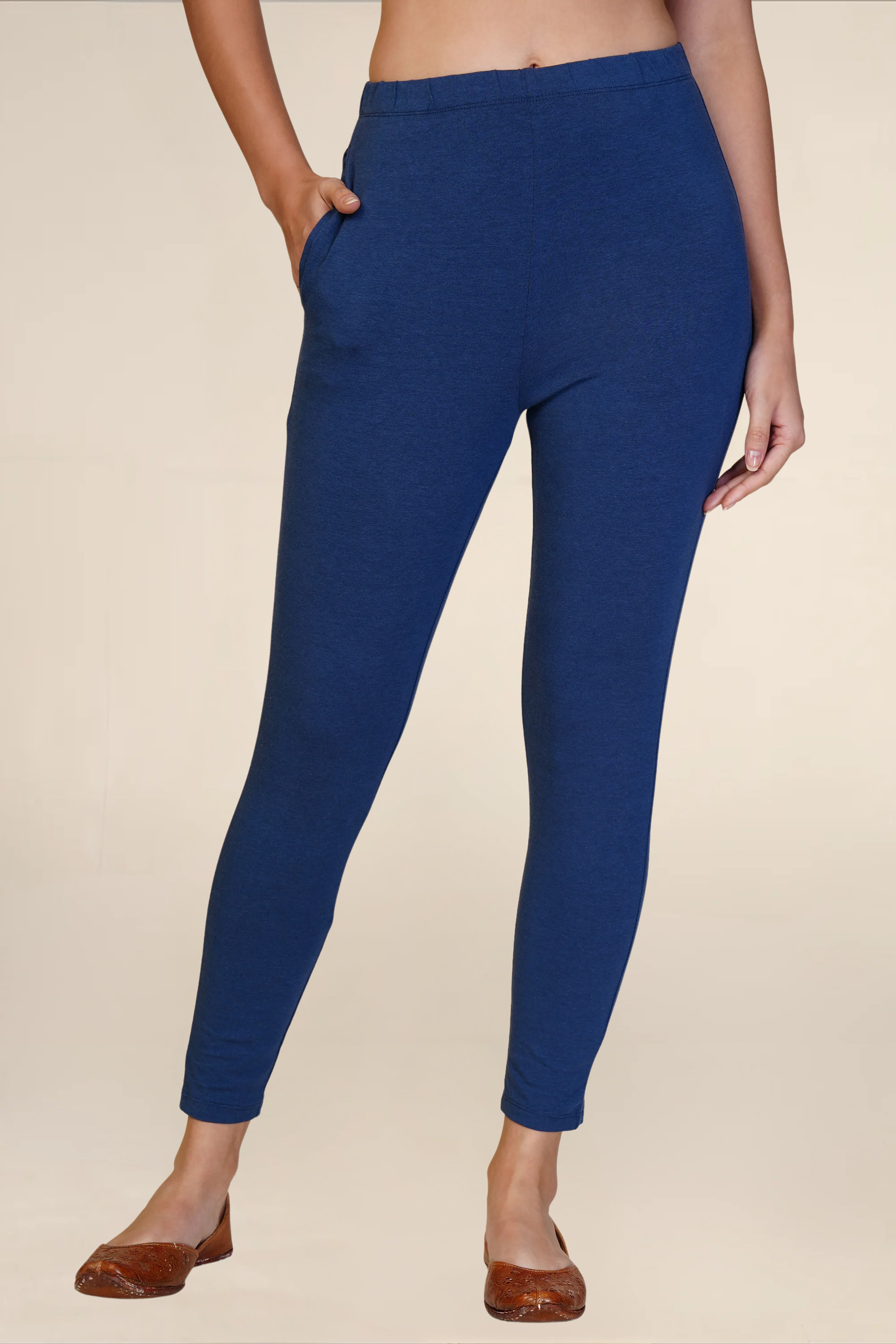 WOMENS DEEP INK ANKLE LENGTH POCKET LEGGING