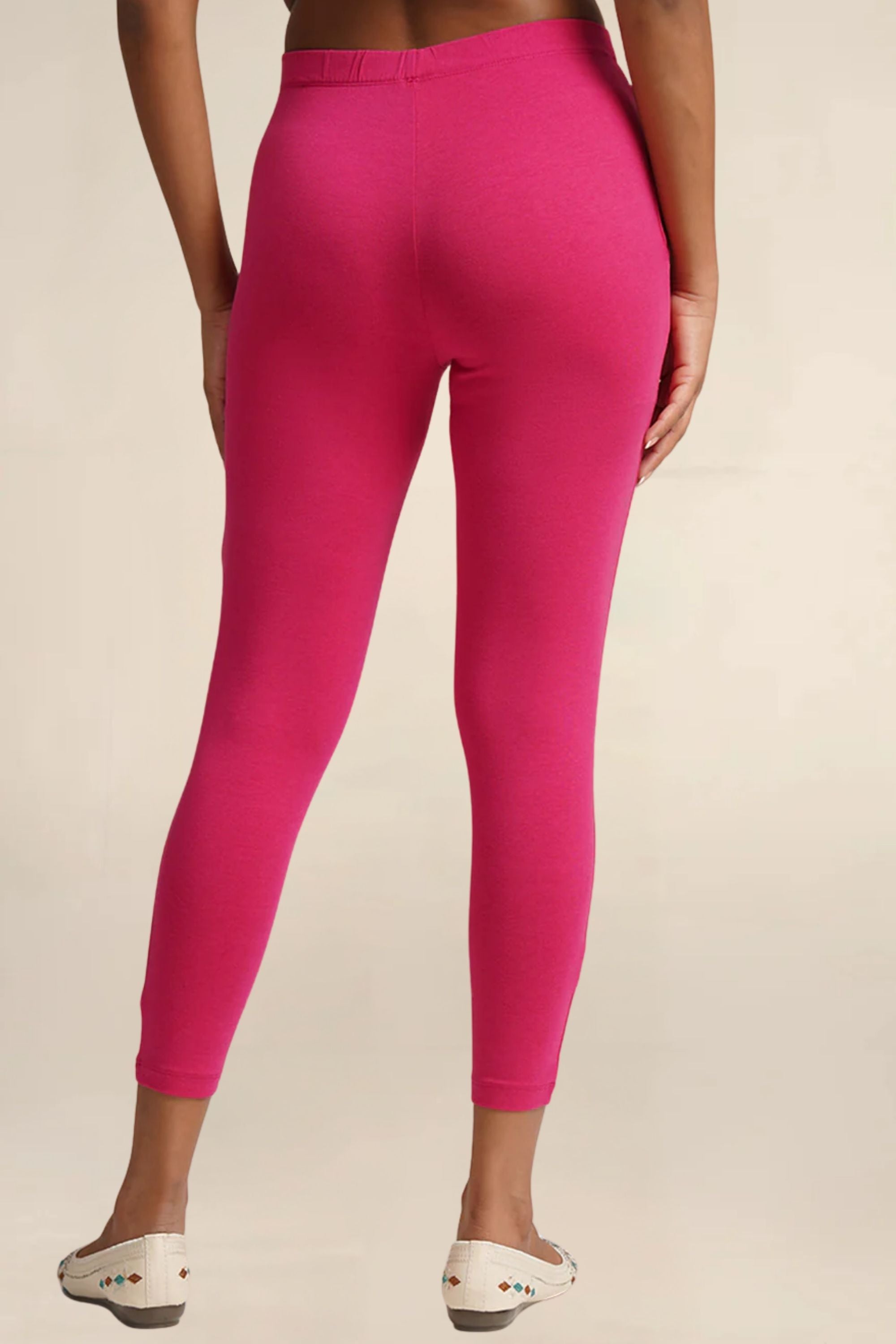 ONE SKY WOMEN RANI SOLID LEGGINGS