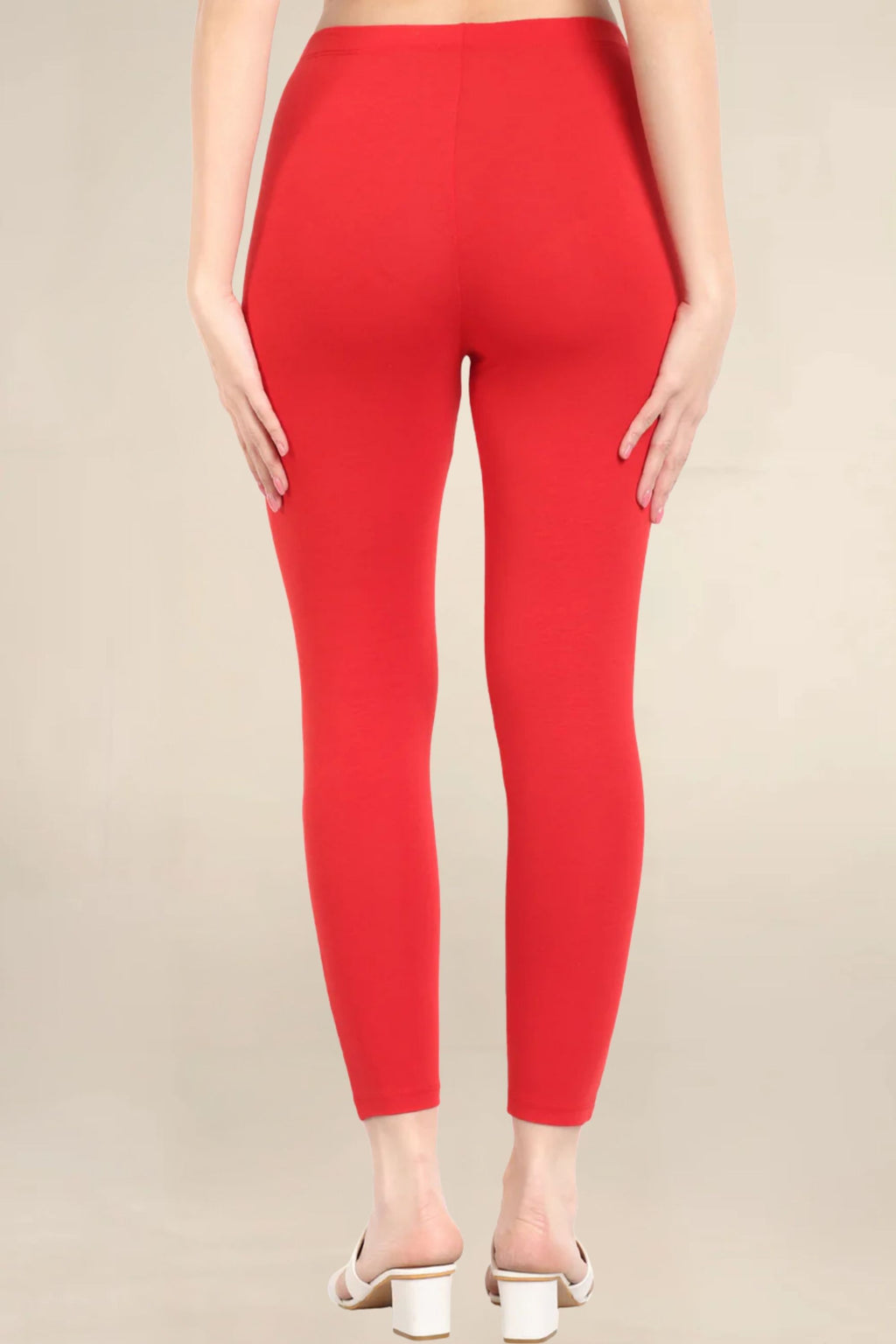 ONE SKY WOMEN RED 2 SOLID LEGGINGS