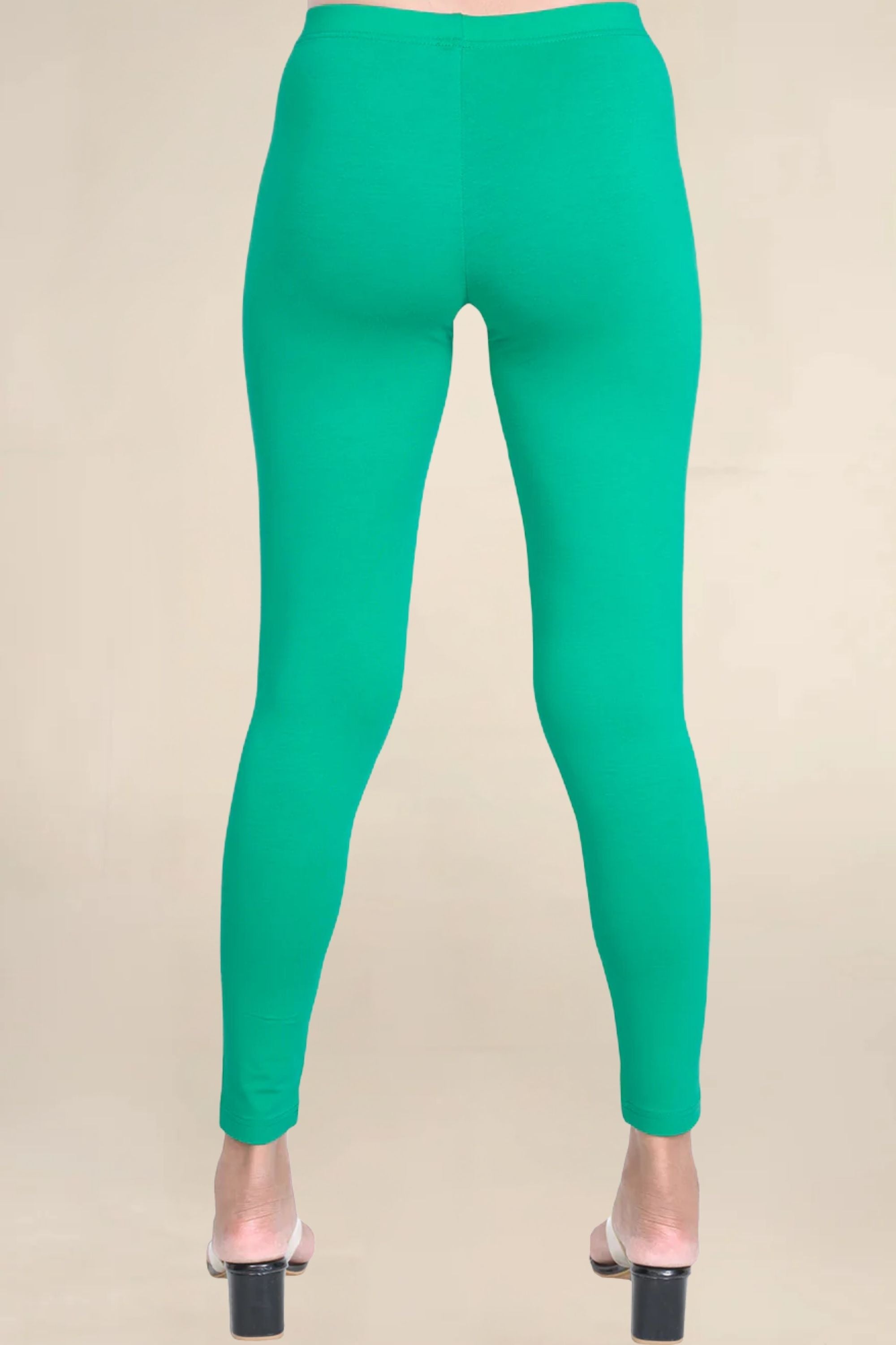 ONE SKY WOMEN SPOT GREEN SOLID LEGGINGS
