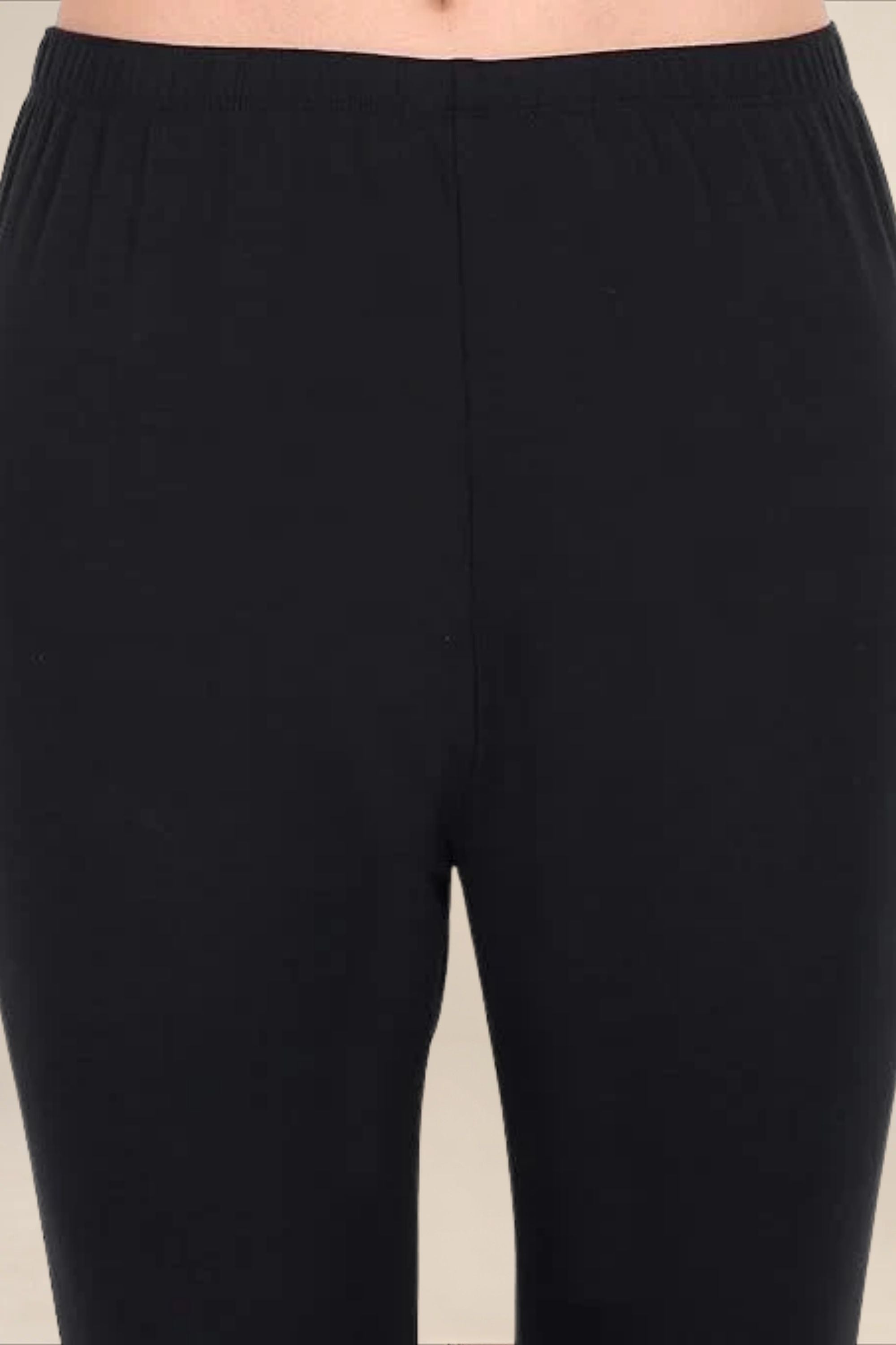 WOMEN BLACK REGULAR LENGTH LEGGING