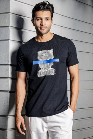 ONE SKY MEN BLACK GRAPHIC PRINTED T SHIRT