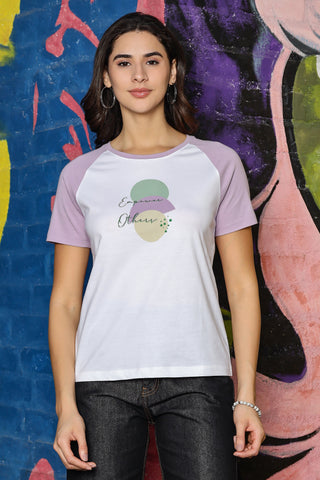 WOMEN MAUVE SHADOW RAGLAN SLEEVES PRINTED T SHIRT