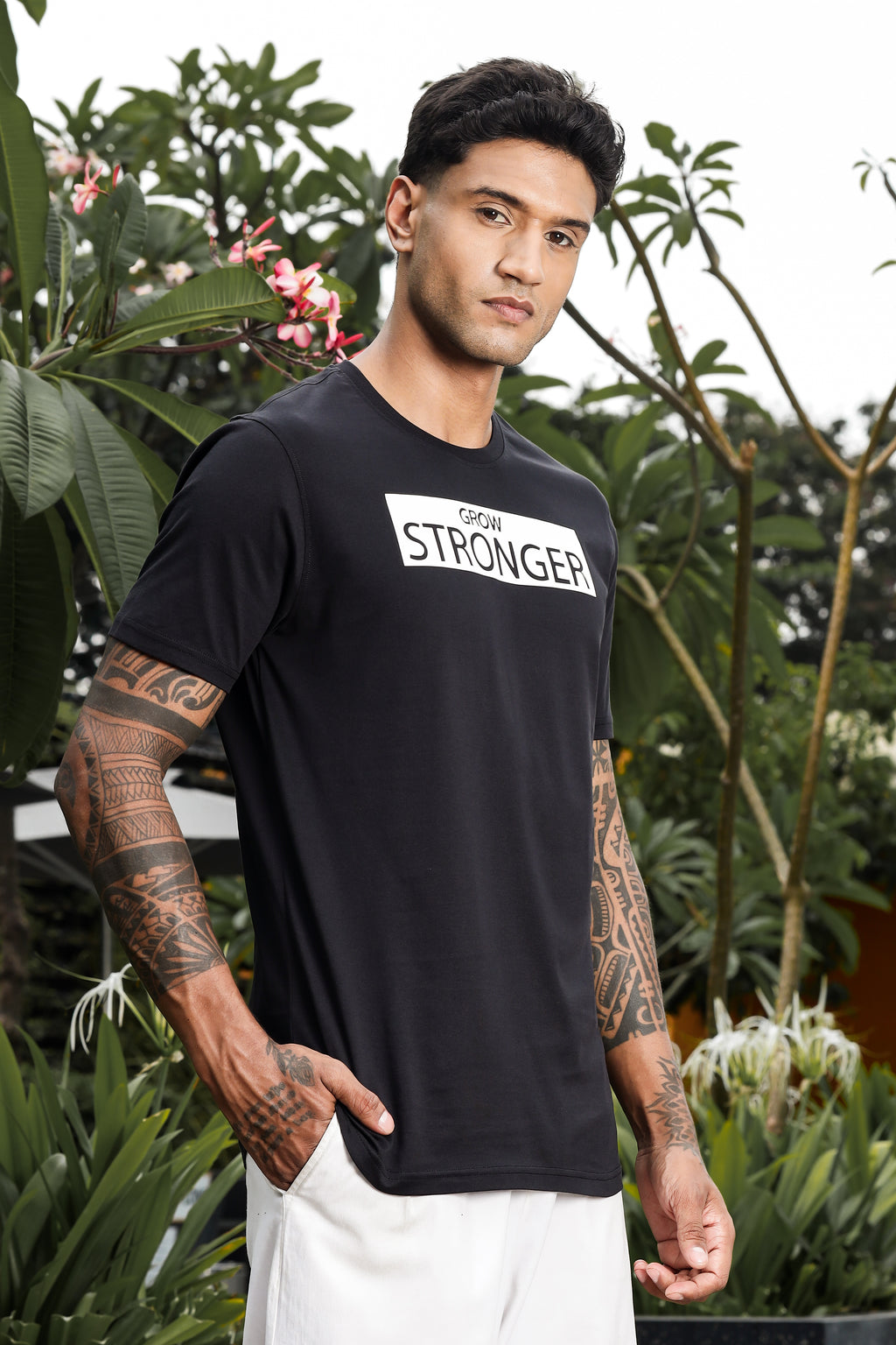 ONE SKY MEN JET BLACK TYPOGRAPHY PRINTED T SHIRT