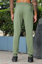 ONE SKY MEN NU OLIVE SOLID JOGGERS