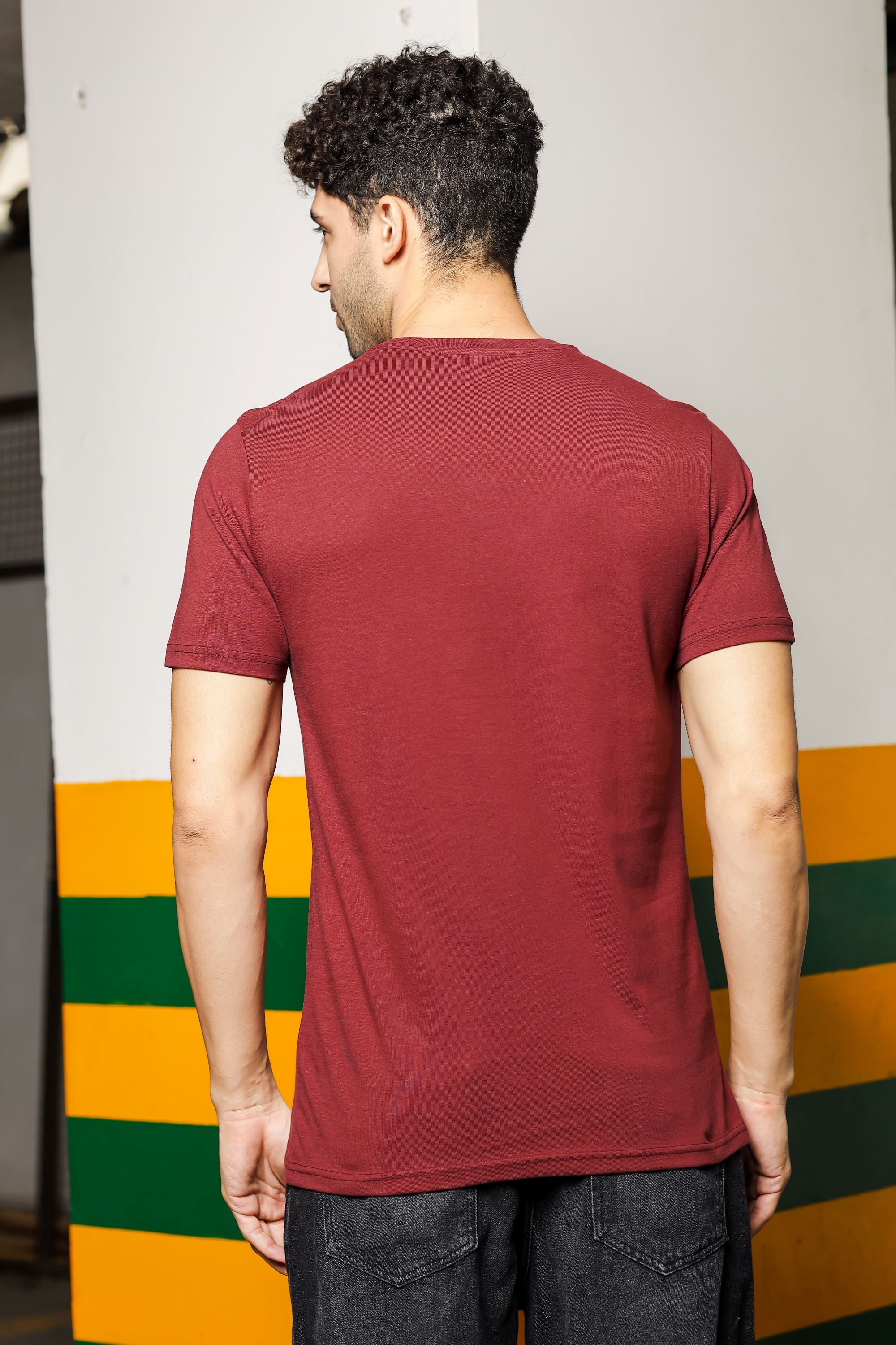 Mens Round Neck T-Shirt