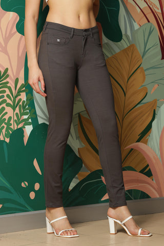 WOMEN SLIM FIT CASUAL TROUSER