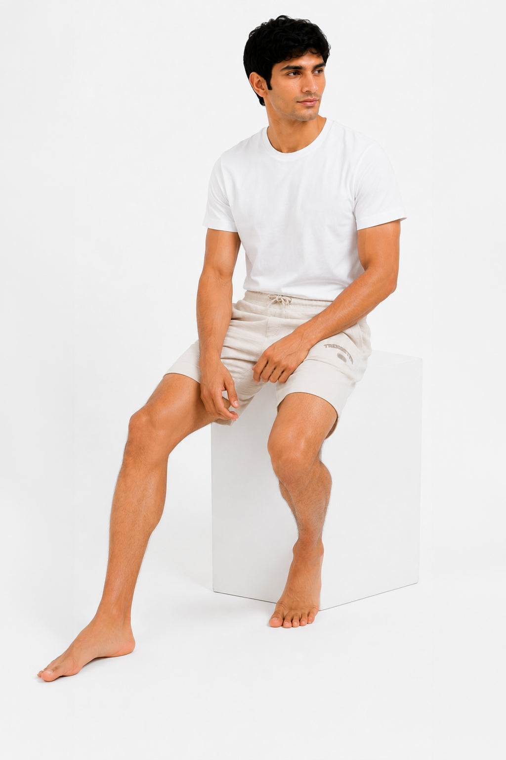CLOUD DANCER COLOR MEN SHORTS