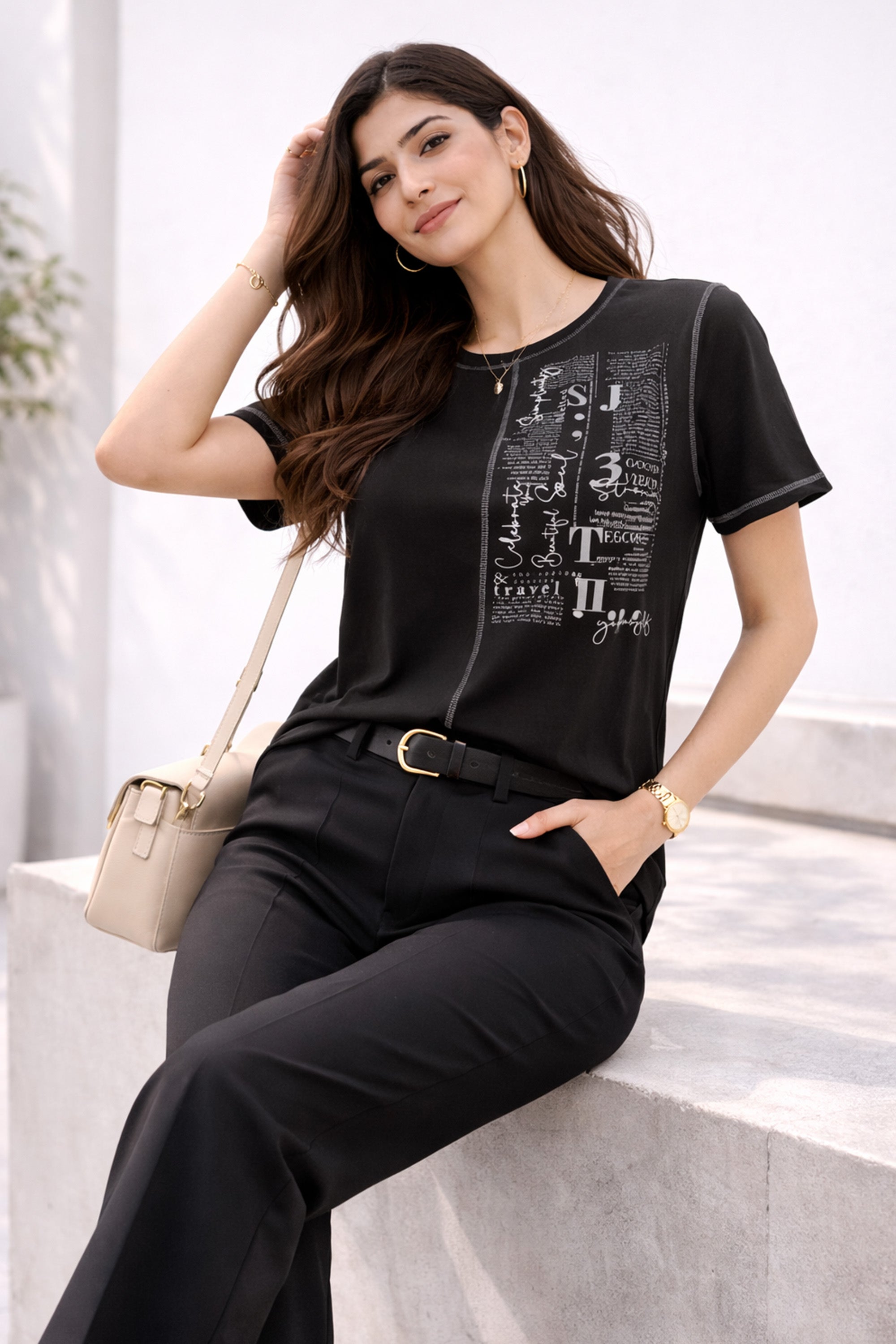 BLACK WOMEN HALF SLEEVE TSHIRT