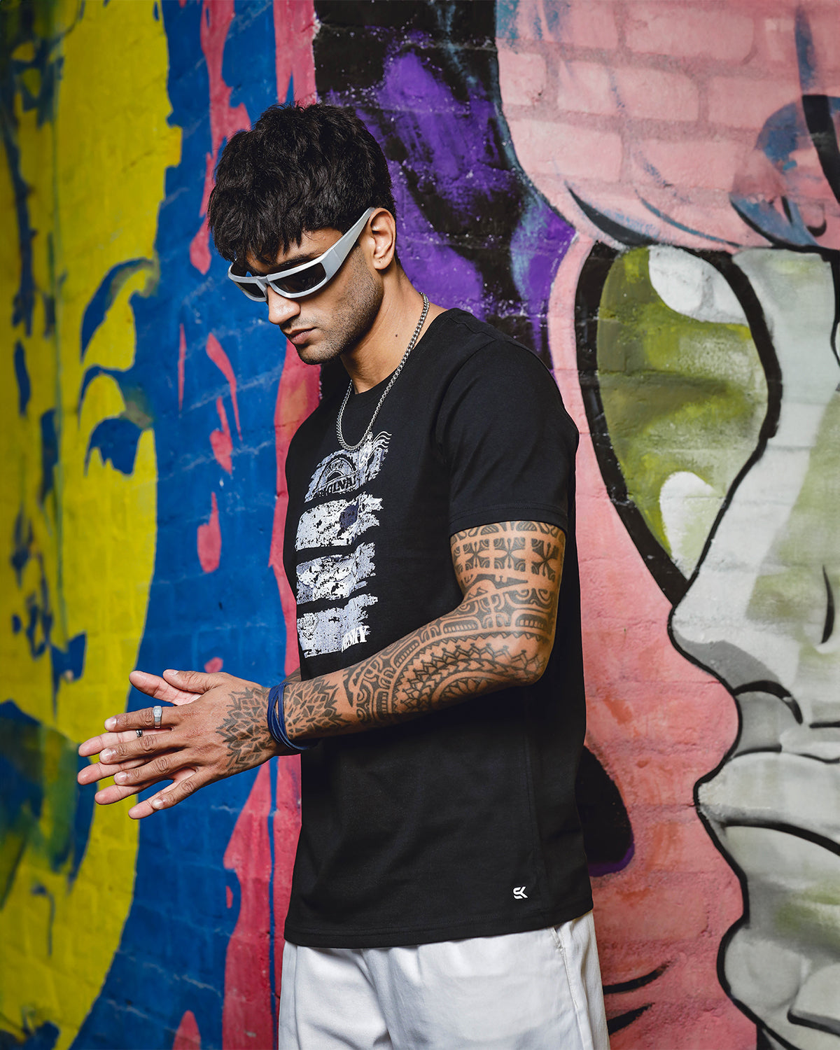 Men Printed Round Neck Pure Cotton Black T-Shirt