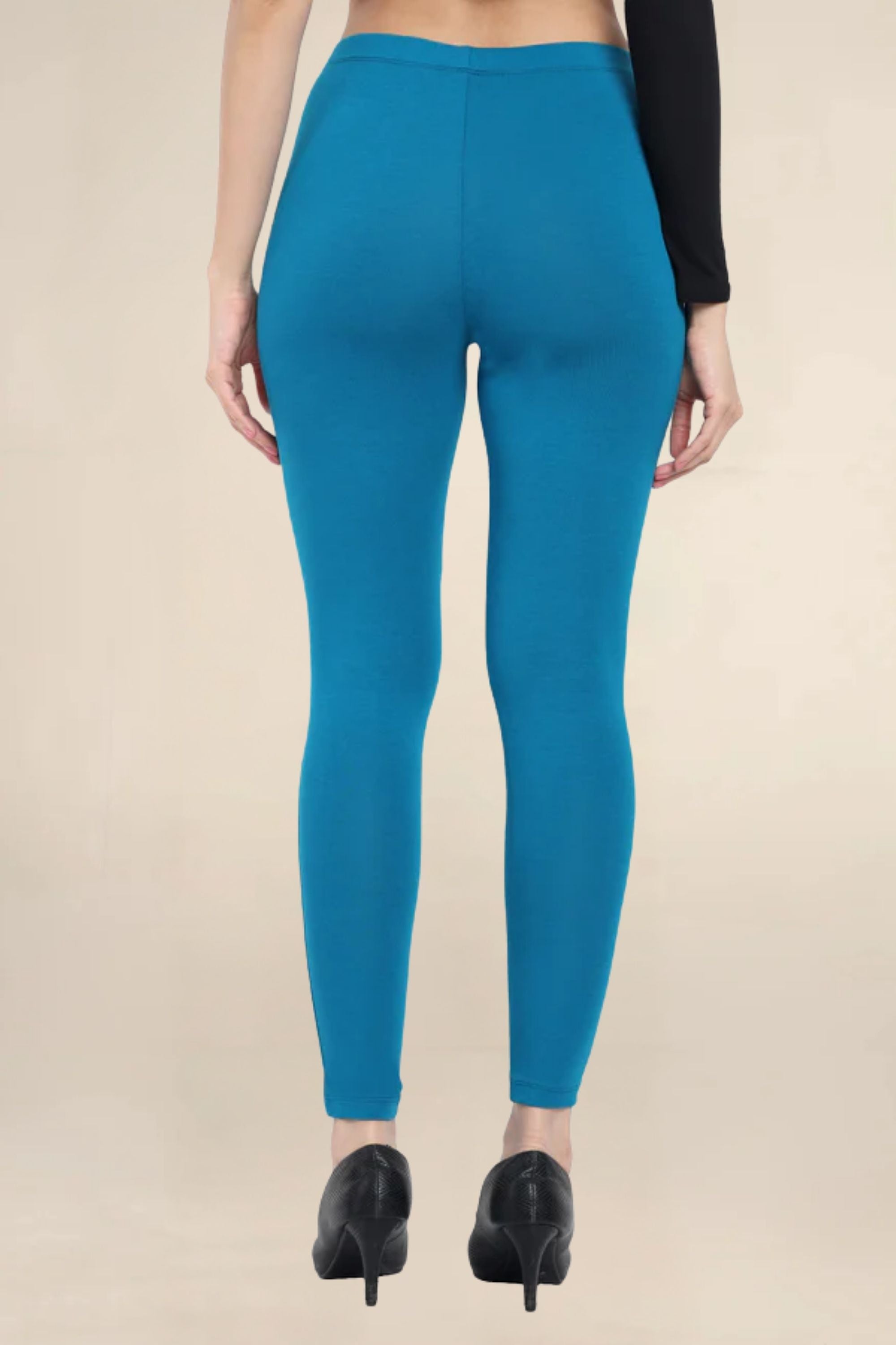 WOMENS SPECTRA GREEN REGULAR LENGTH POCKET LEGGING