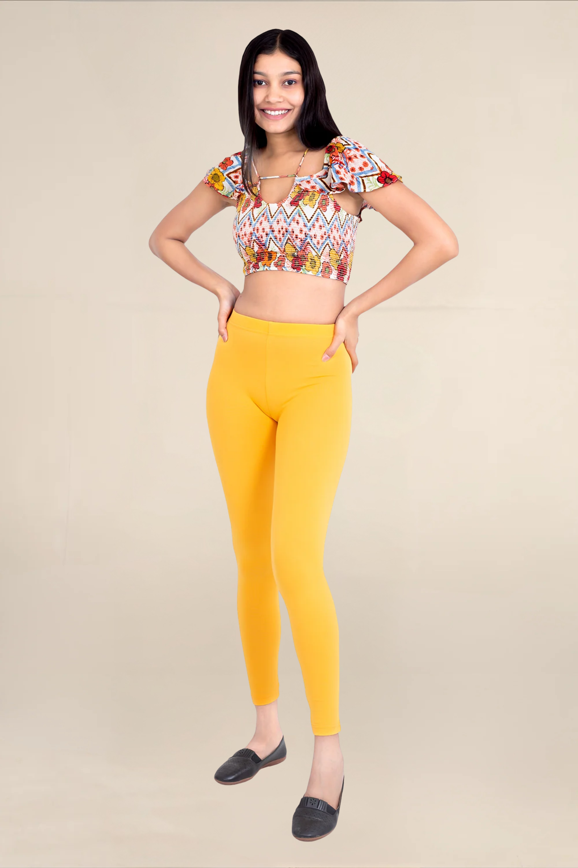 Women Mari Gold Ankle Length Legging