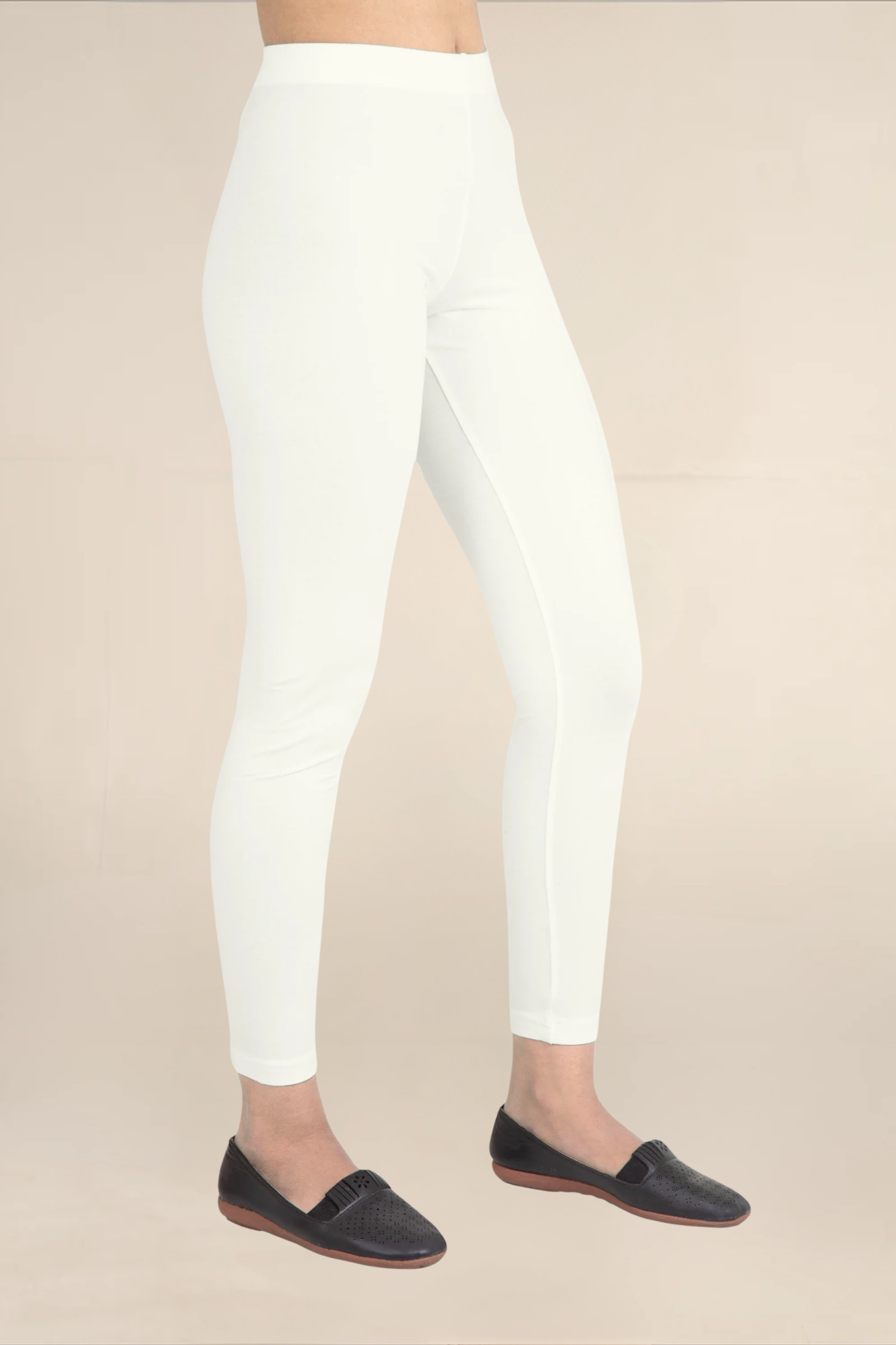 Women Ecru Ankle Length Legging