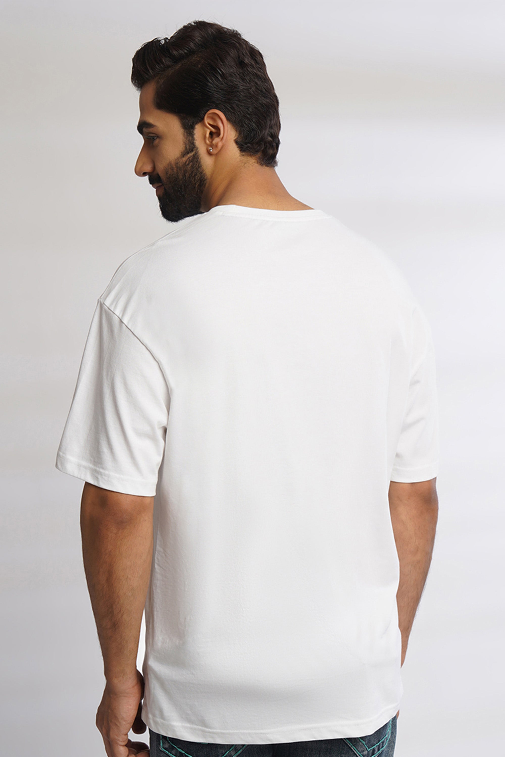 ONE SKY MEN WHITE GRAPHIC PRINTED T SHIRT