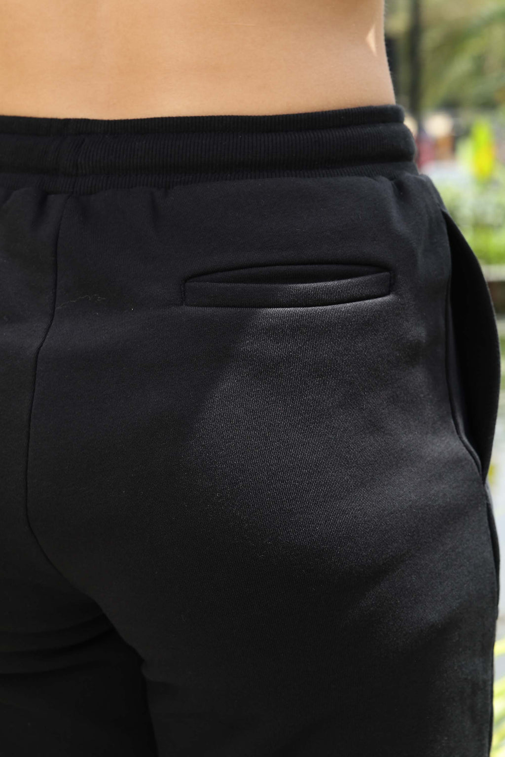 WOMEN BLACK JOGGERS