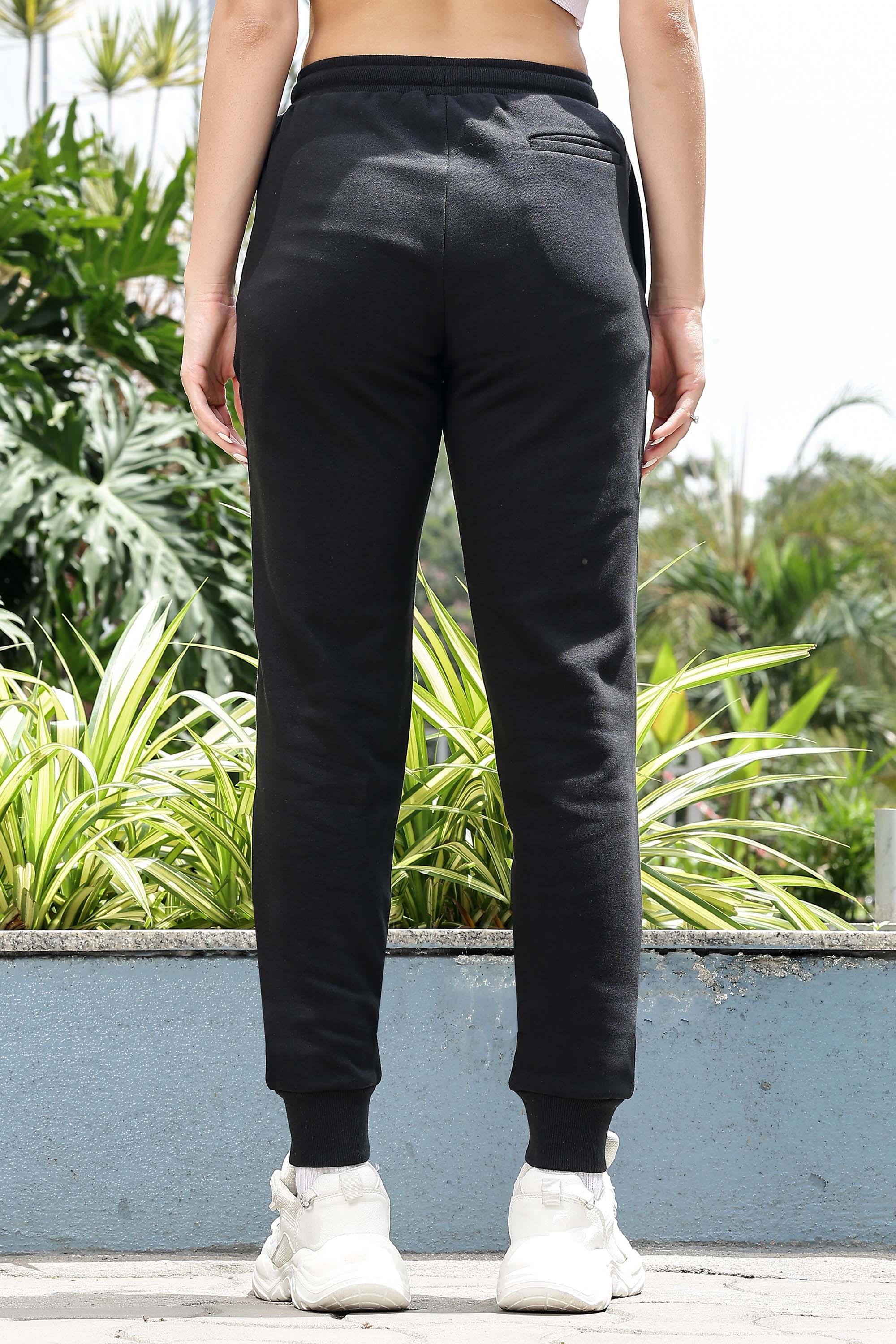 WOMEN BLACK JOGGERS