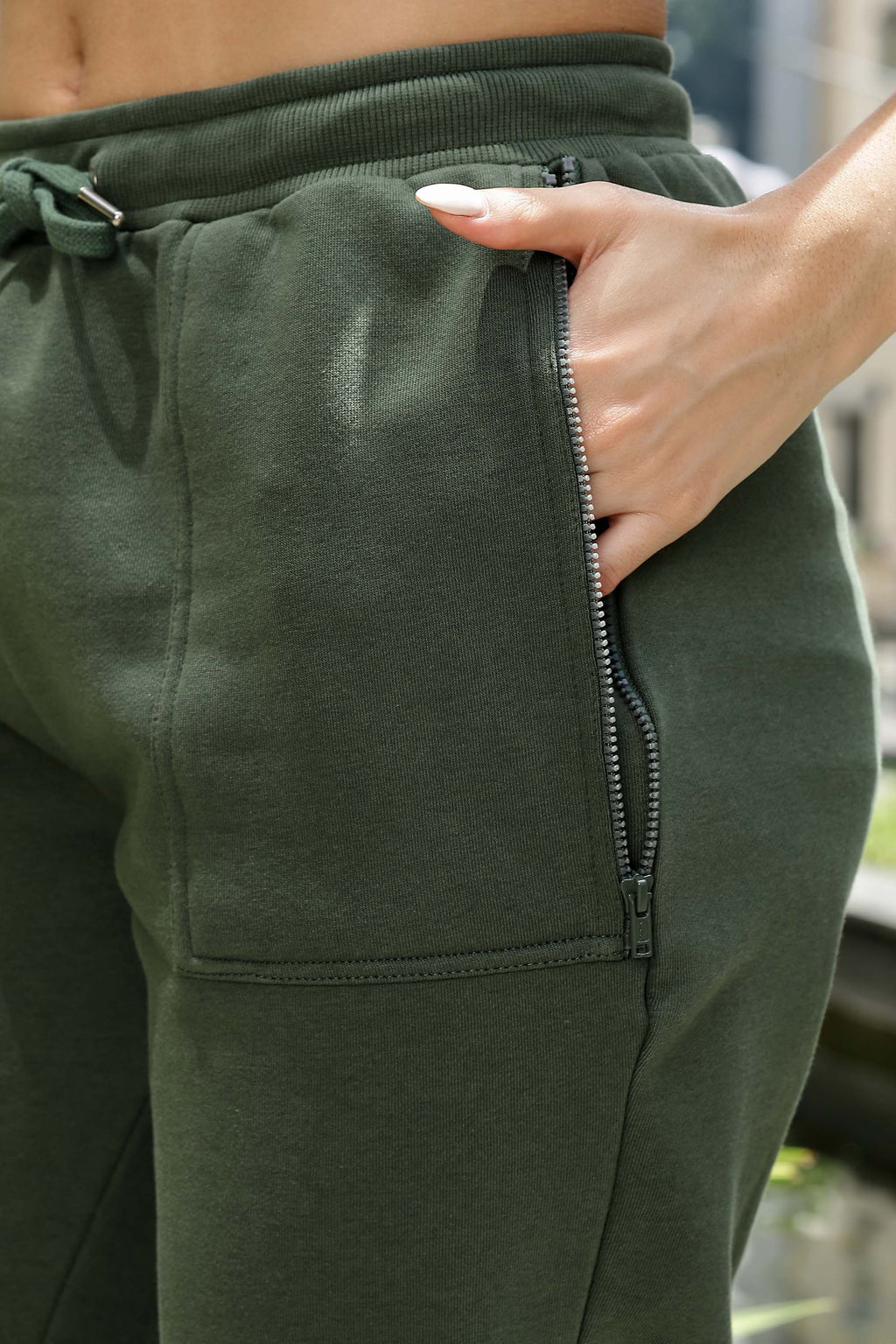 WOMEN GREEN JOGGERS