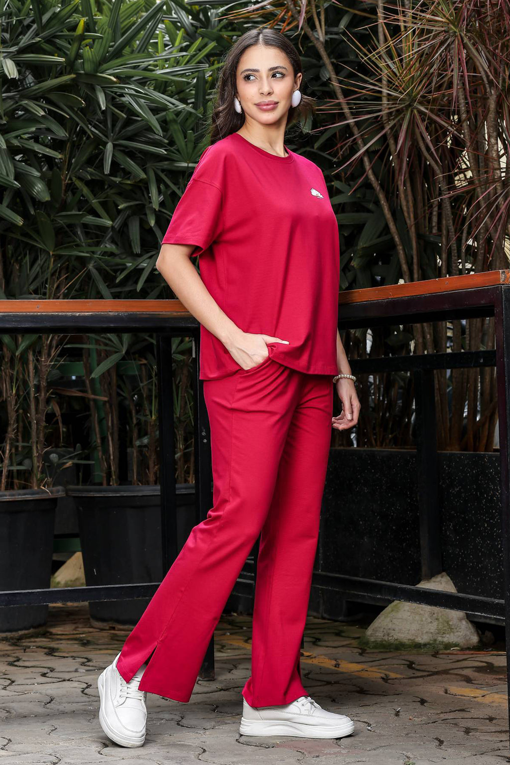 WOMEN ROUND NECK RED HALF SLV  CO-ORD SET