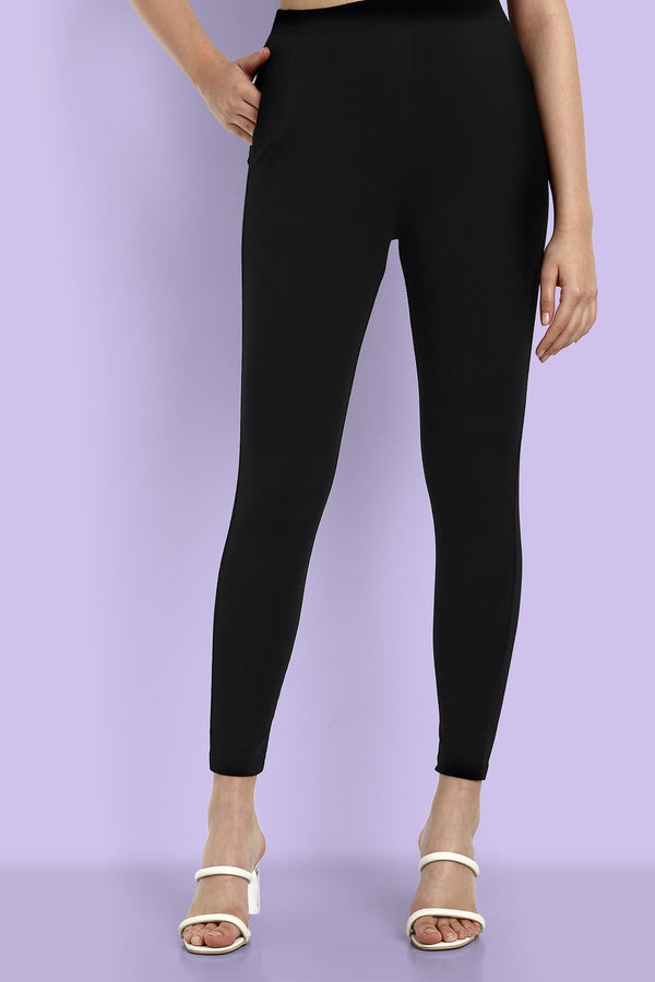 ONE SKY WOMEN BLACK SOLID LEGGINGS