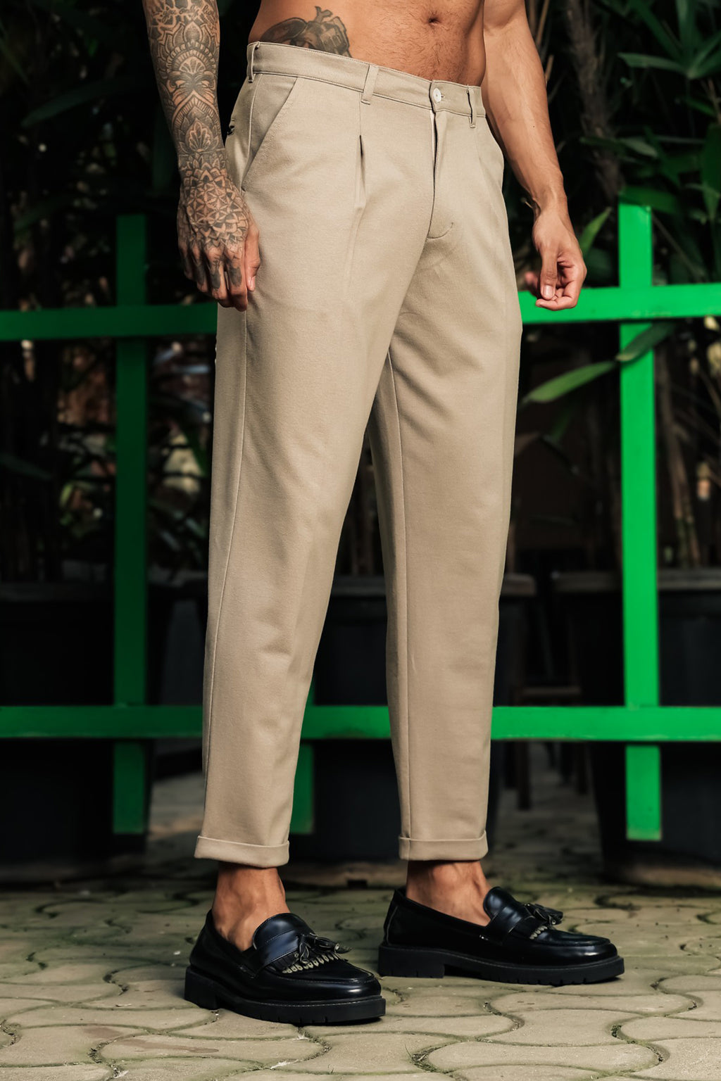 ONE SKY Men’s Cotton Spandex Pleated Trousers | Mid Rise Casual Pants with Button & Zip Closure | 4 Pockets | Solid Color | Machine Wash
