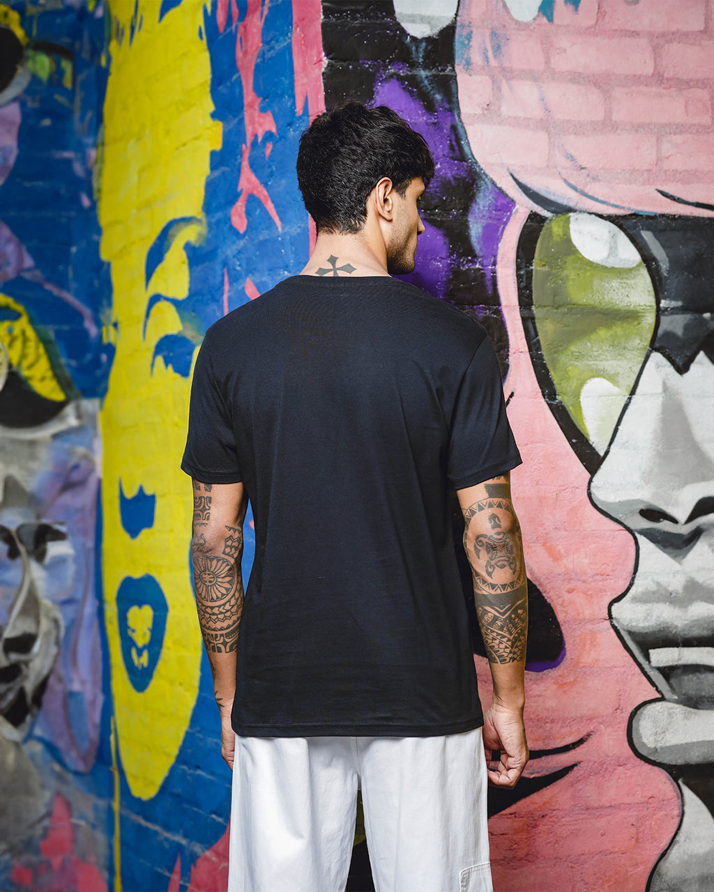 Men Printed Round Neck Pure Cotton Black T-Shirt