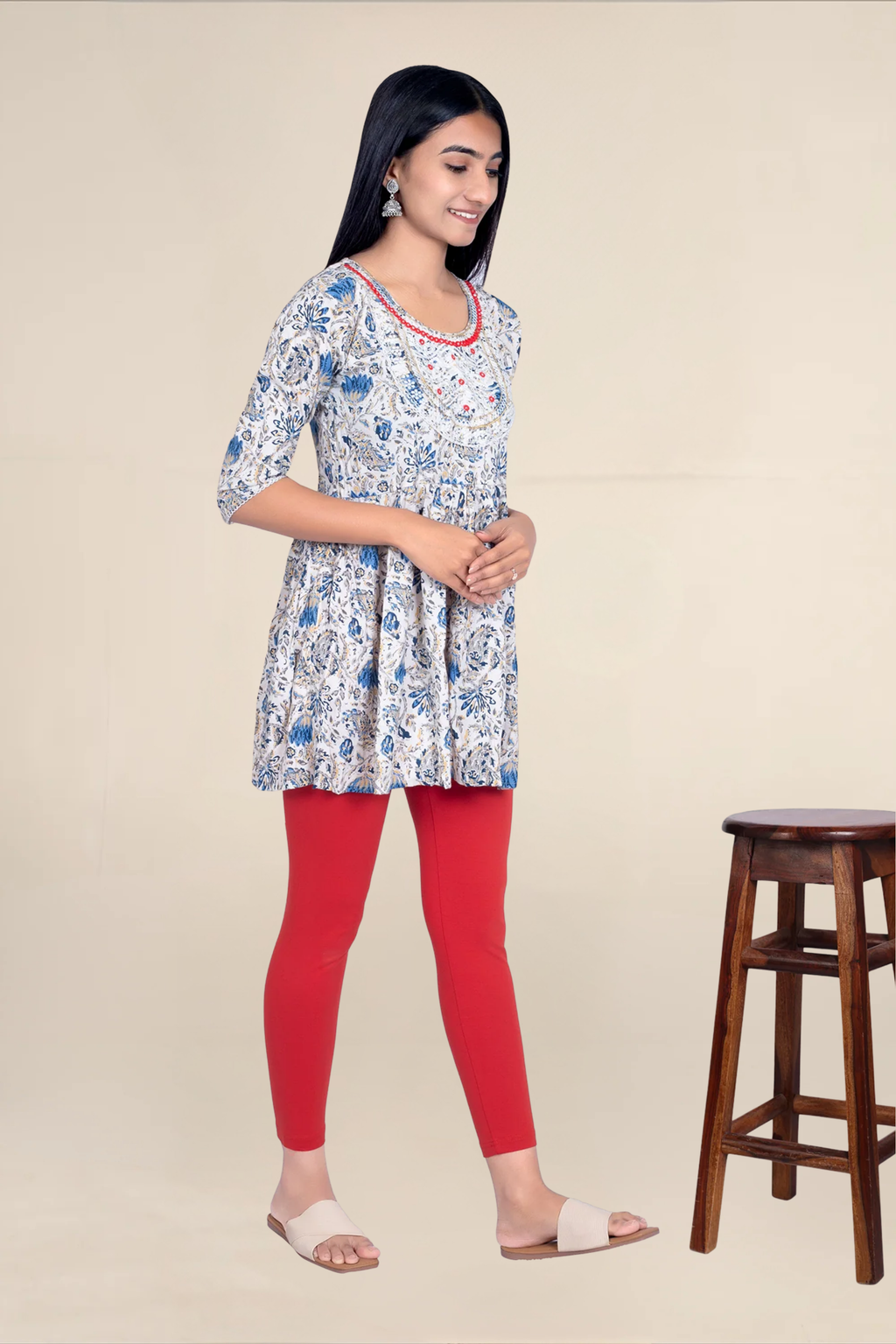 Women Classic Red Ankle Length Legging