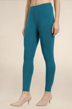 Women Peacock Green Ankle Length Legging