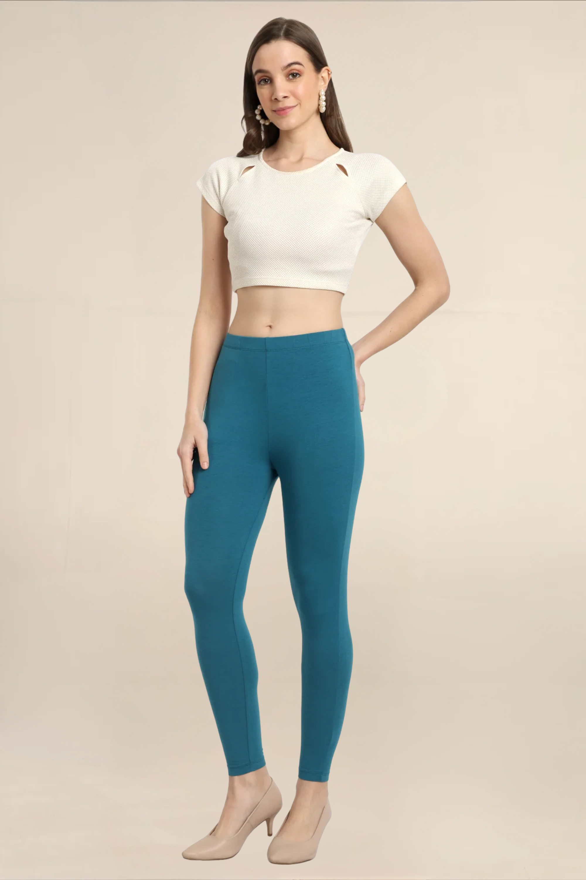 Women Peacock Green Ankle Length Legging