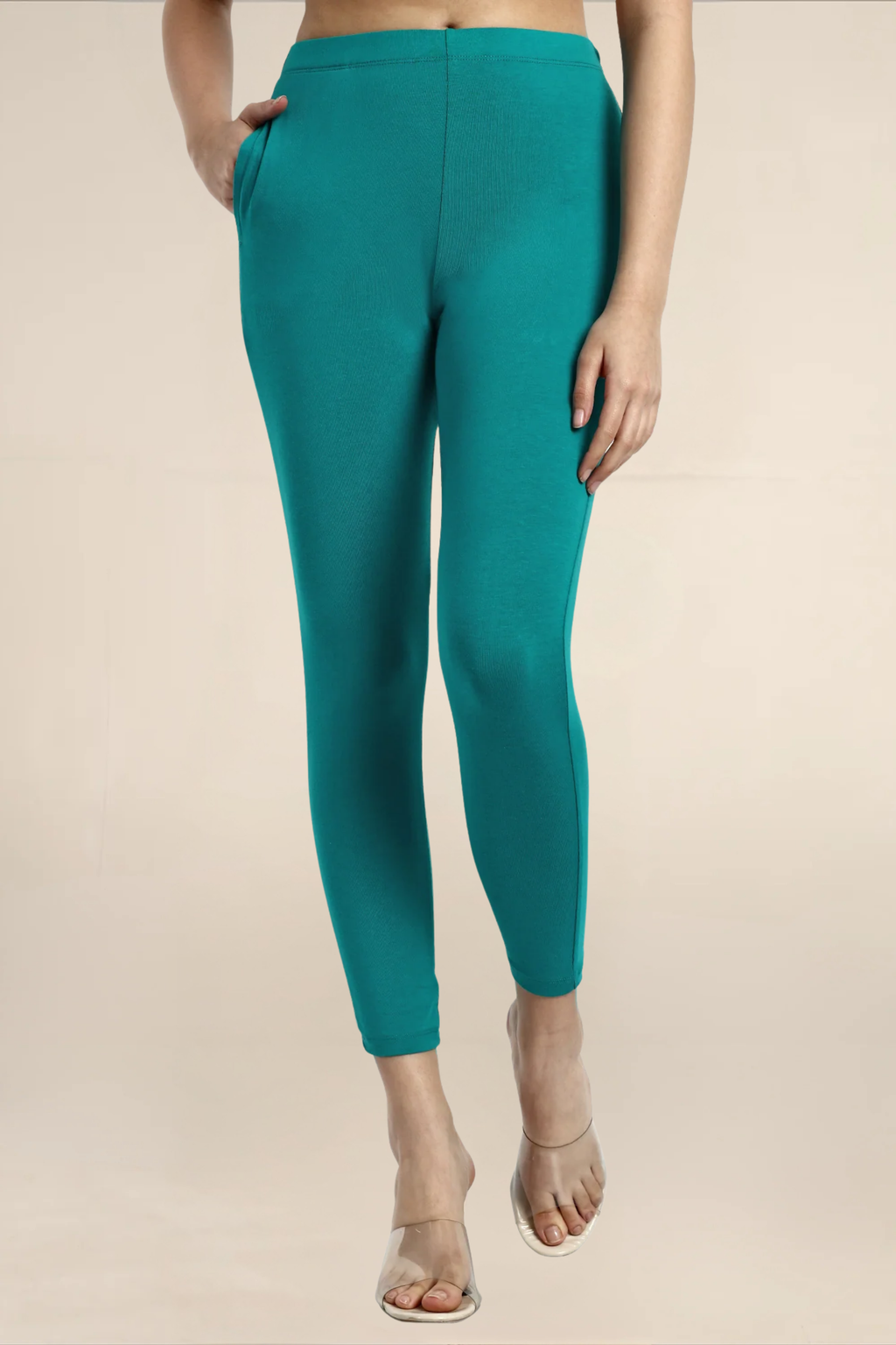 Women Light Jade Green Ankle Length Legging