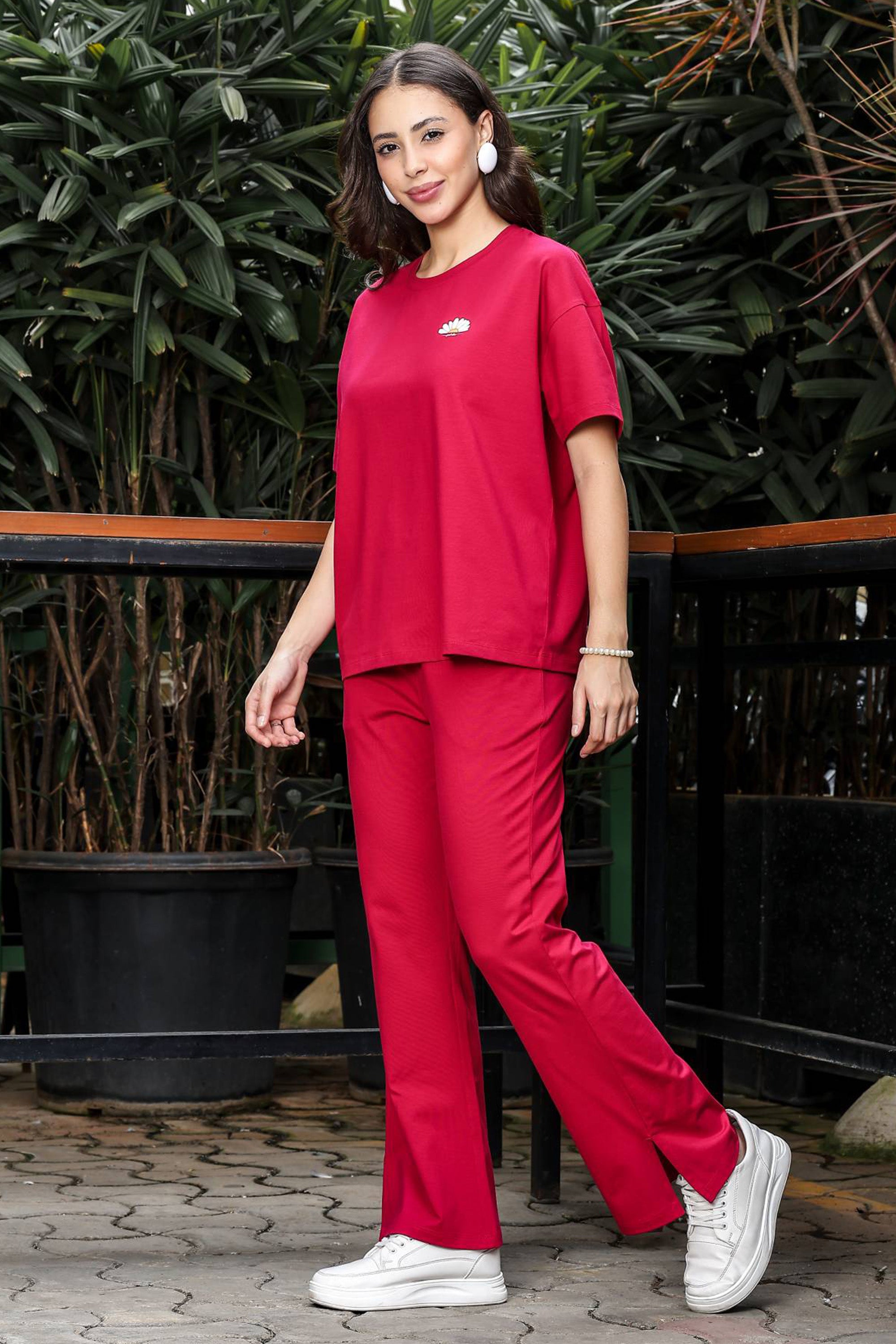 WOMEN ROUND NECK RED HALF SLV  CO-ORD SET
