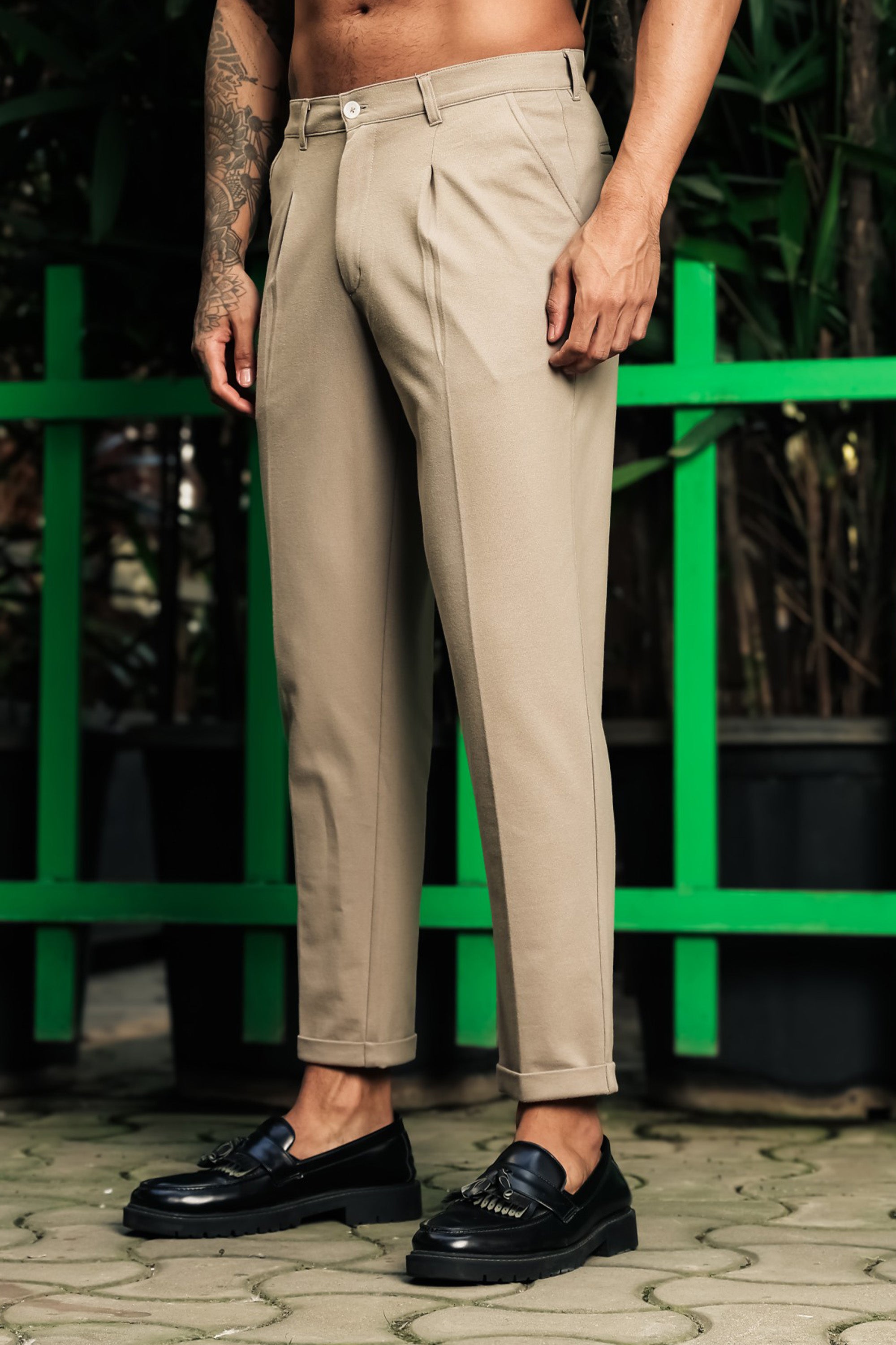 ONE SKY Men’s Cotton Spandex Pleated Trousers | Mid Rise Casual Pants with Button & Zip Closure | 4 Pockets | Solid Color | Machine Wash