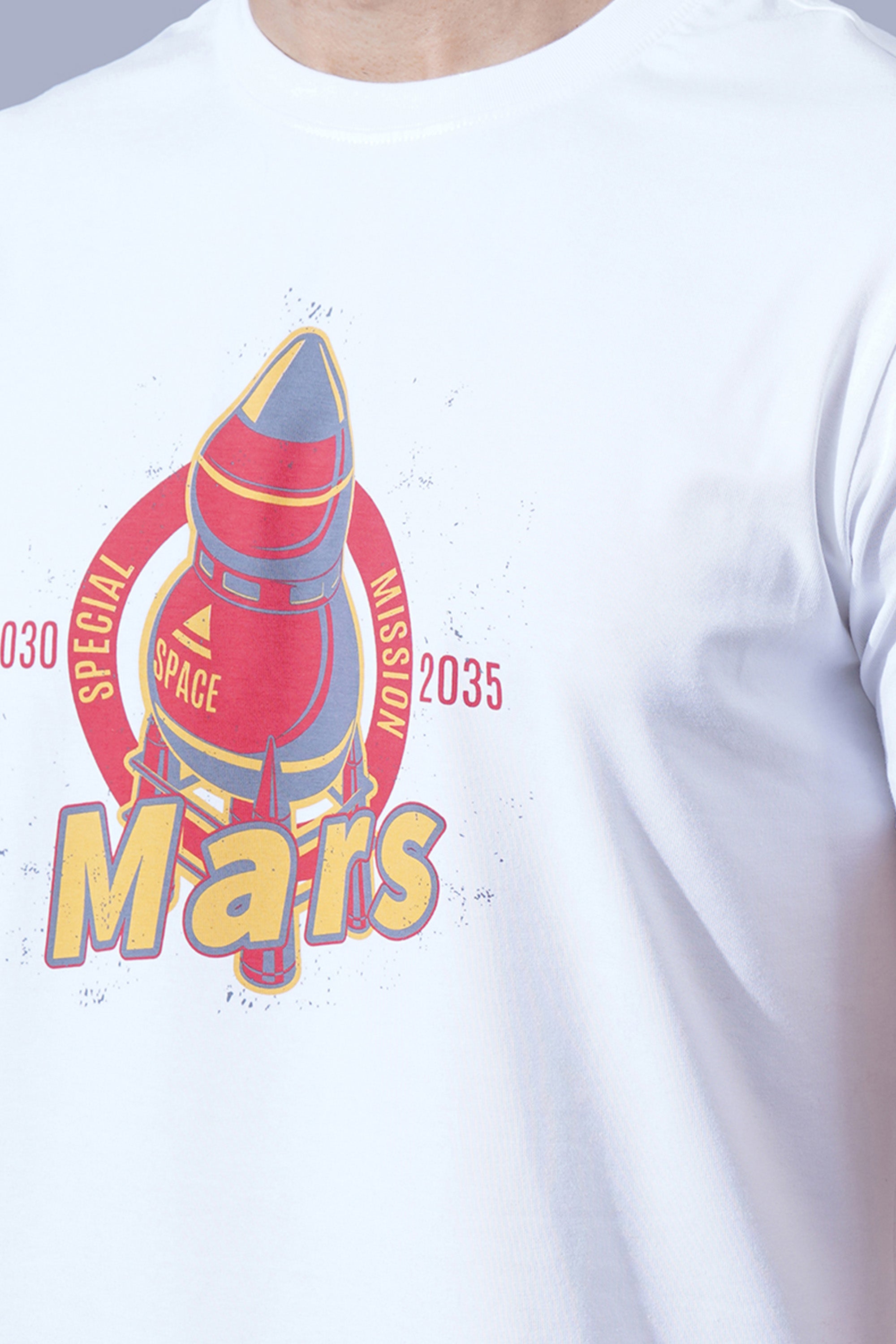 ONE SKY MEN WHITE GRAPHIC PRINTED T SHIRT