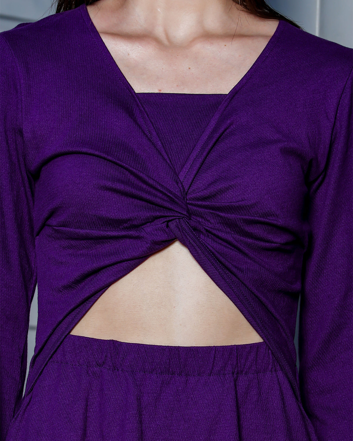 Women's Chic Balloon Sleeve Knee-Length Purple Dress with Front Cut-Out and Tie