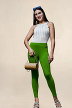 ONE SKY WOMEN CHUTNEY GREEN SOLID LEGGINGS