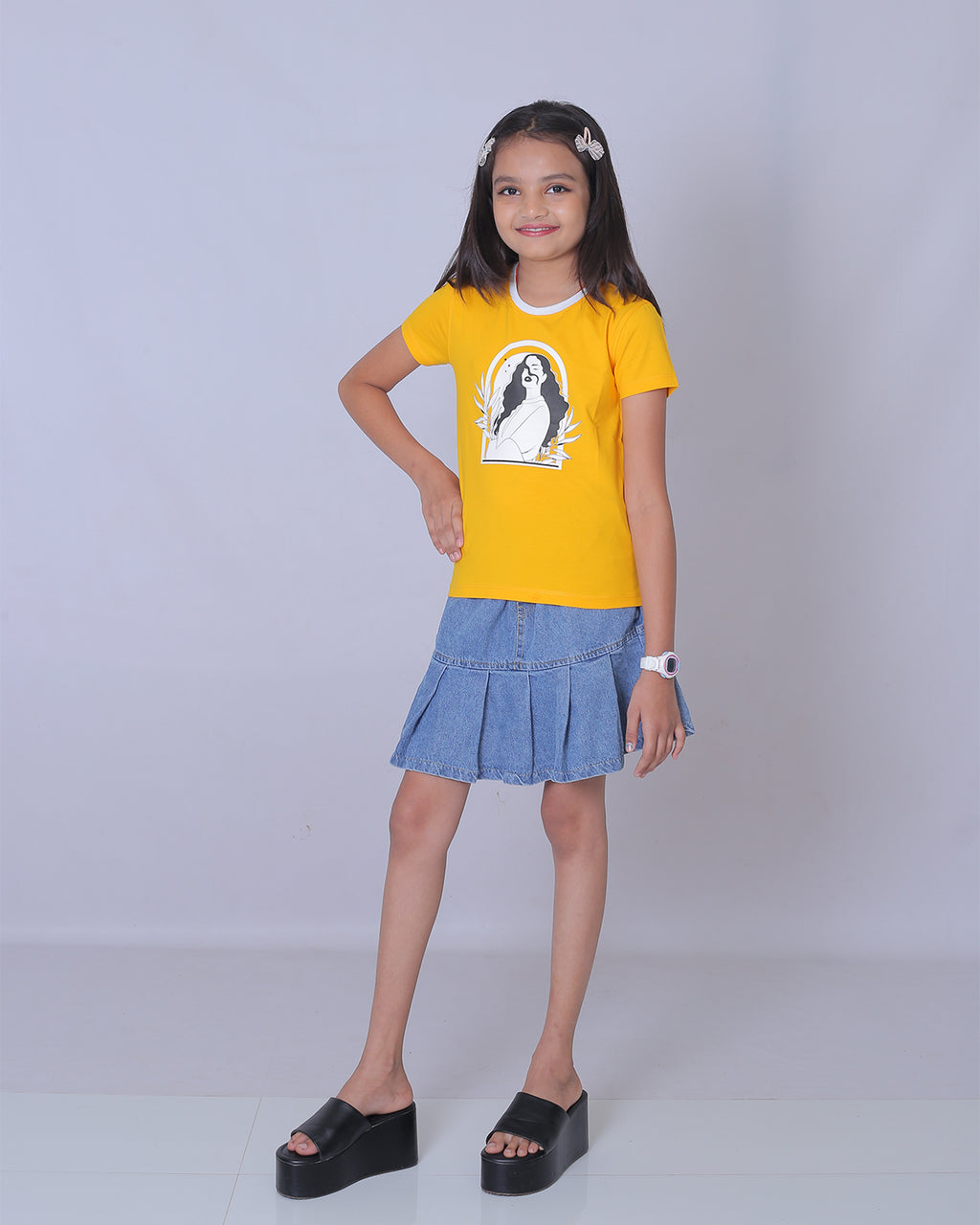 Girls Yellow Round Neck T-Shirt