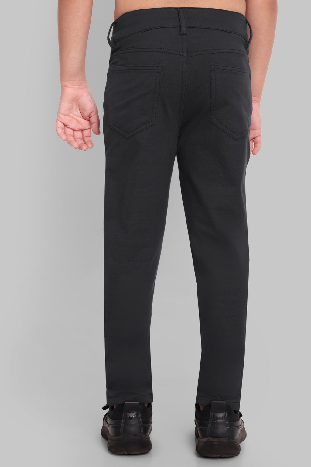 BOYS REGULAR FIT BLACK CAUSAL PANT
