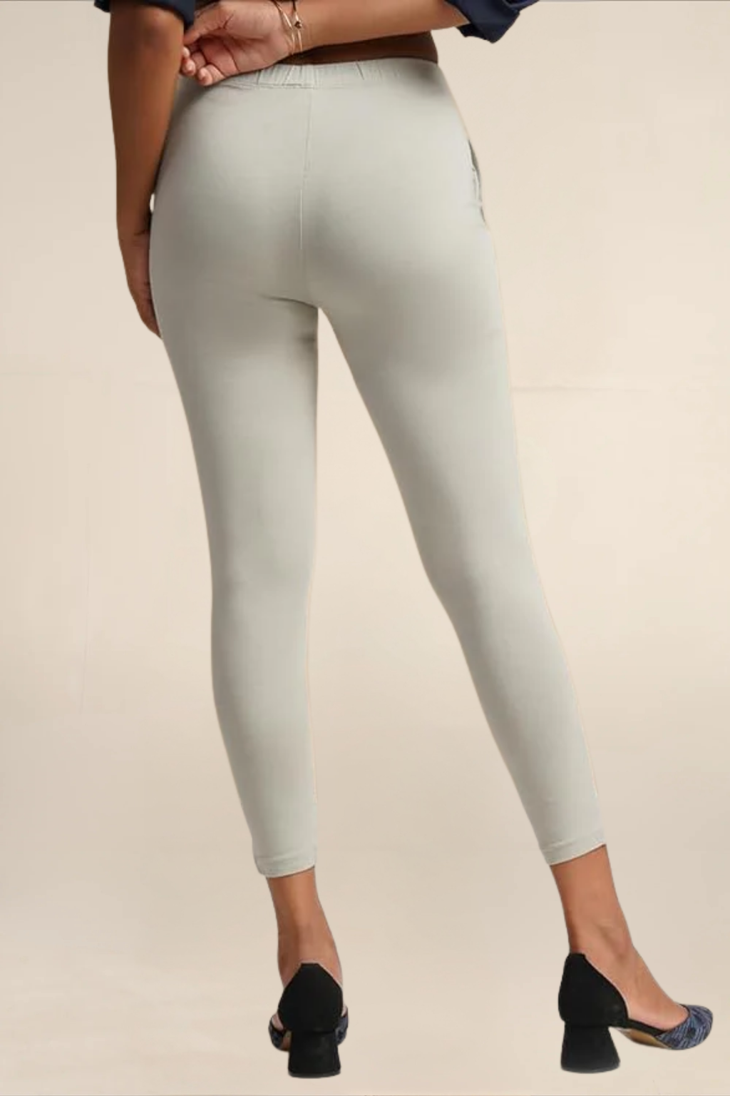 WOMENS WATER BLUE ANKLE LENGTH POCKET LEGGING