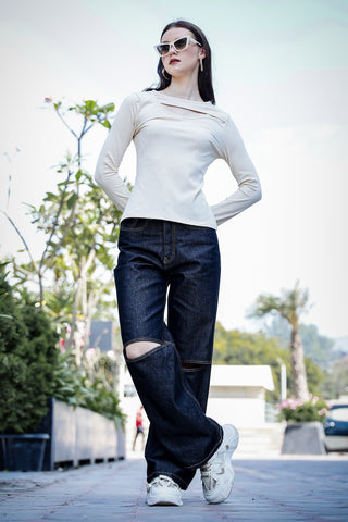 Women's Keyhole Neckline Full Sleeve Top