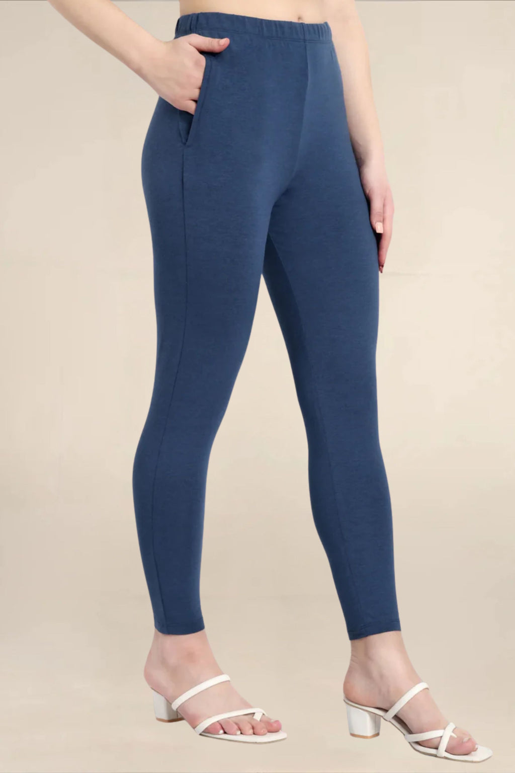 WOMENS MOON LIGHT BLUE ANKLE LENGTH POCKET LEGGING