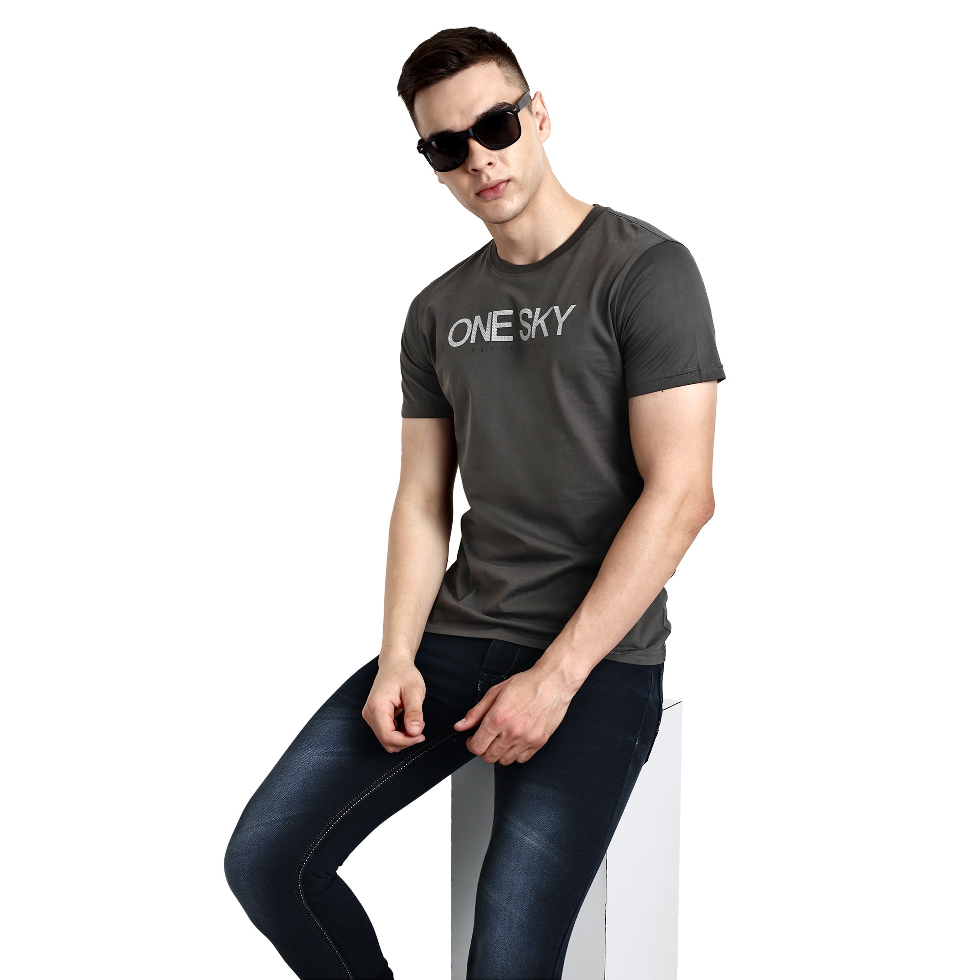 Men Elephant Round Neck T-Shirt
