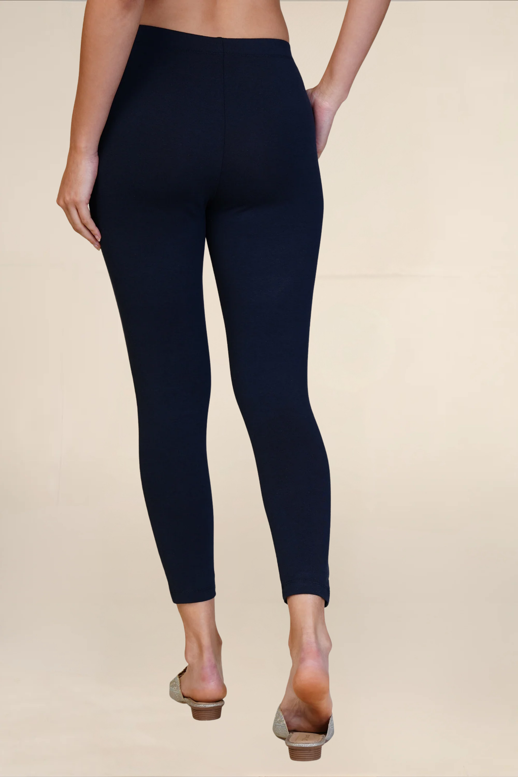 WOMENS NOUVEAU ANKLE LENGTH POCKET LEGGING
