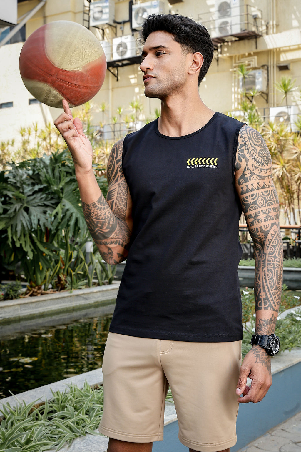 Men’s Sleeveless Tank Top – Solid Color, Round Neck, Casual Fit, 95% Cotton / 5% Spandex, Machine Washable
