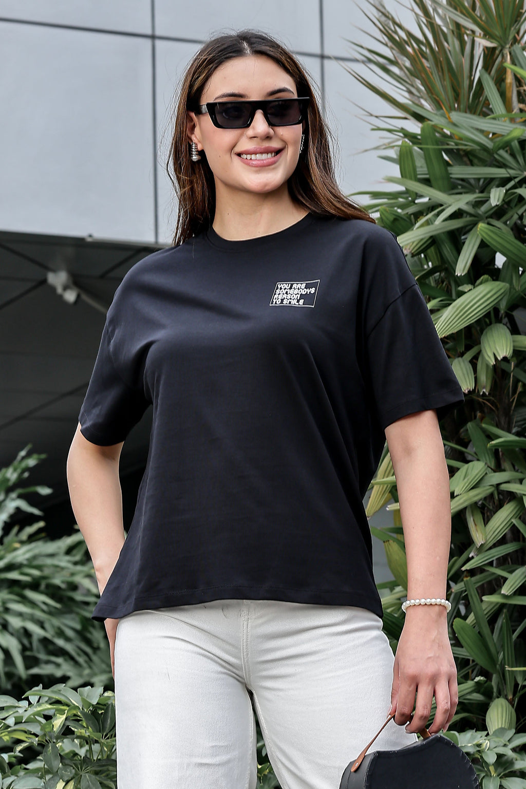 WOMEN ROUND NECK BLACK T SHIRT