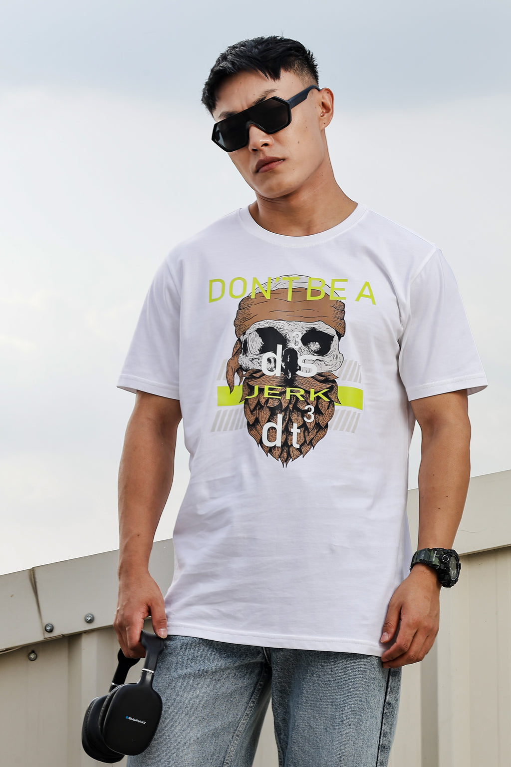 MEN ROUND NECK WHITE PRINTED T SHIRT