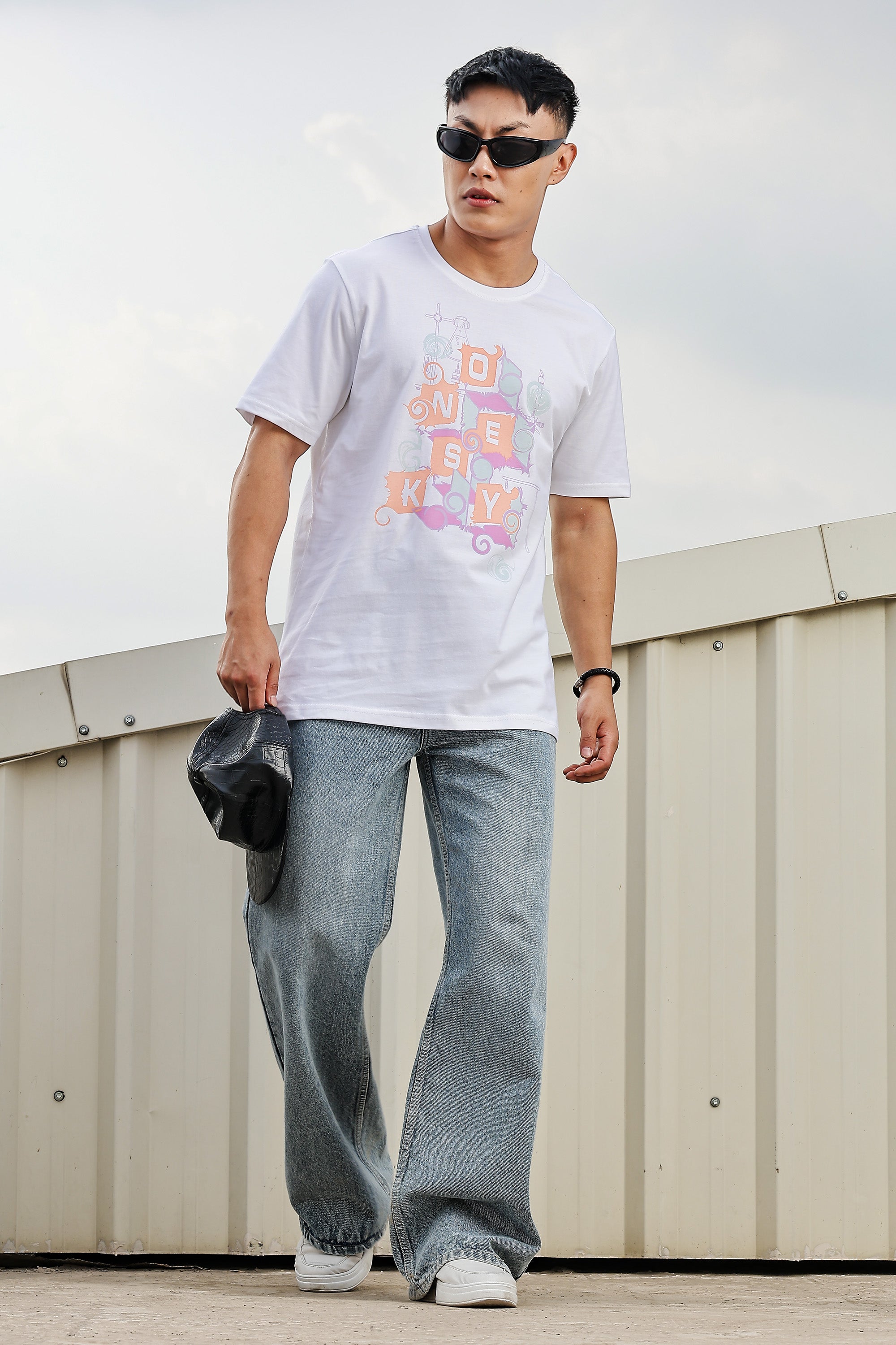 MEN ROUND NECK WHITE PRINTED T SHIRT