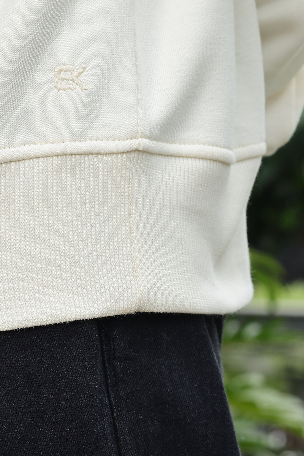 MEN CREAM SWEATSHIRT