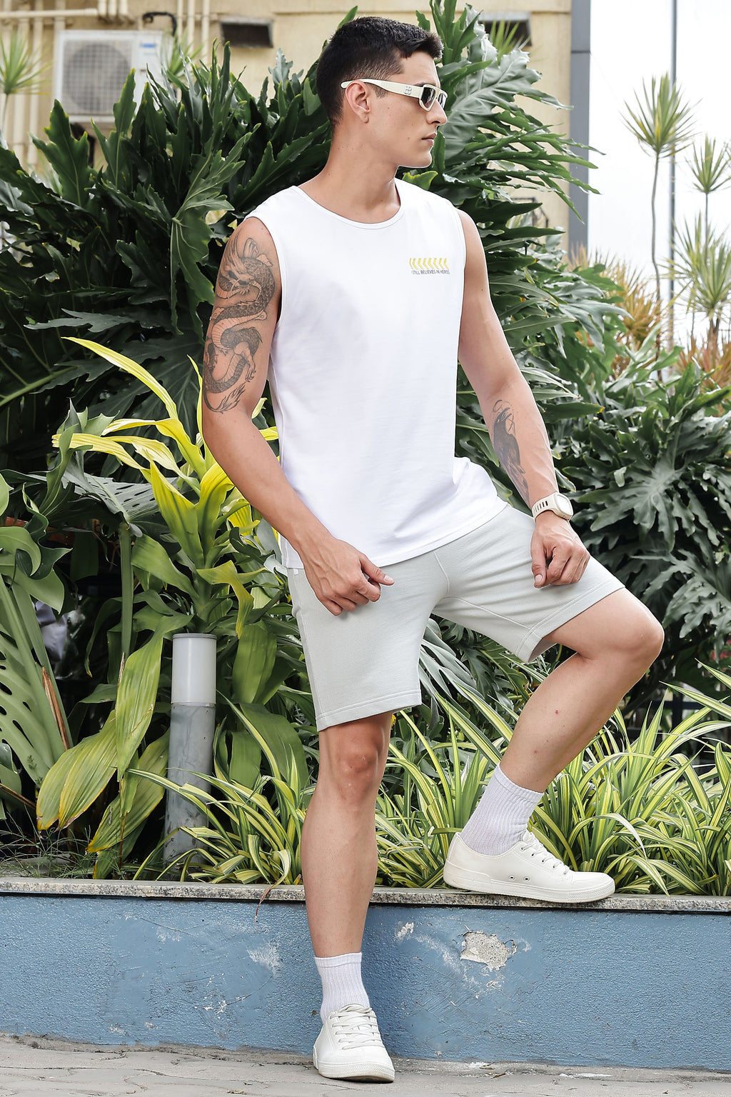MEN GREY MEN`S SHORTS