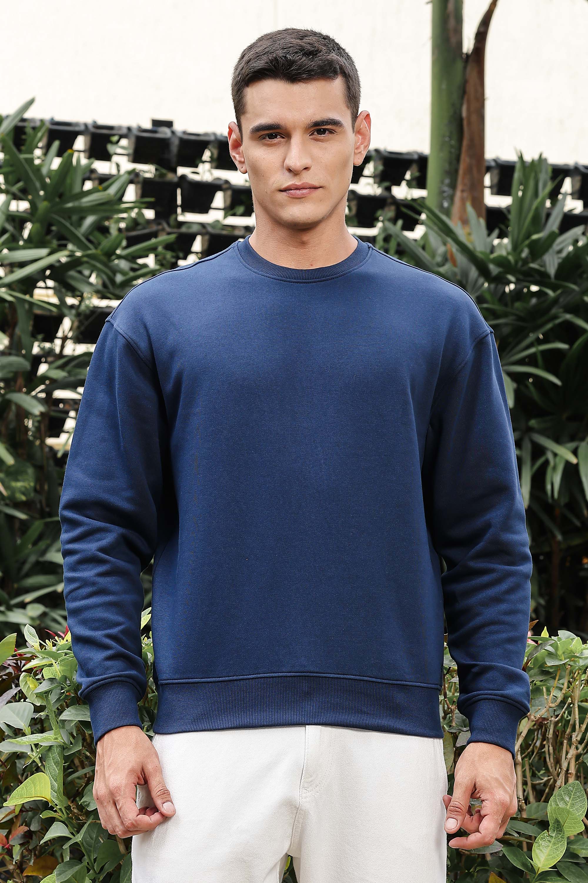 MEN NAVY BLUE SWEATSHIRT