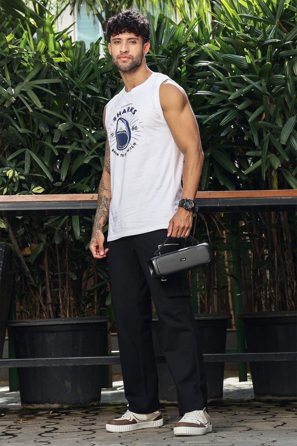WHITE COLOR MEN SLEEVELESS T SHIRT